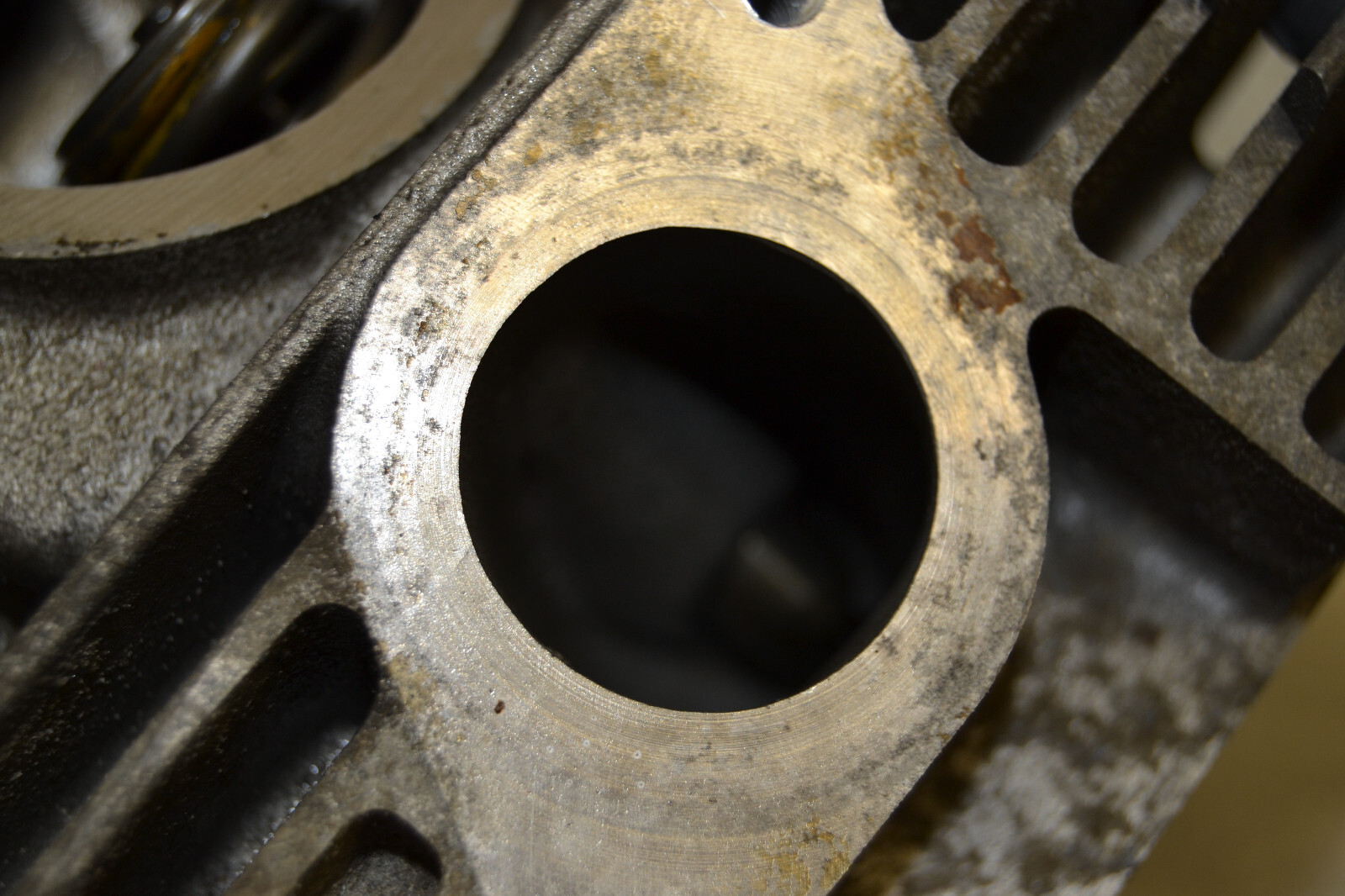 Culasse soupapes culbuteurs Head rockers valves Yamaha 125 SR – Image 14