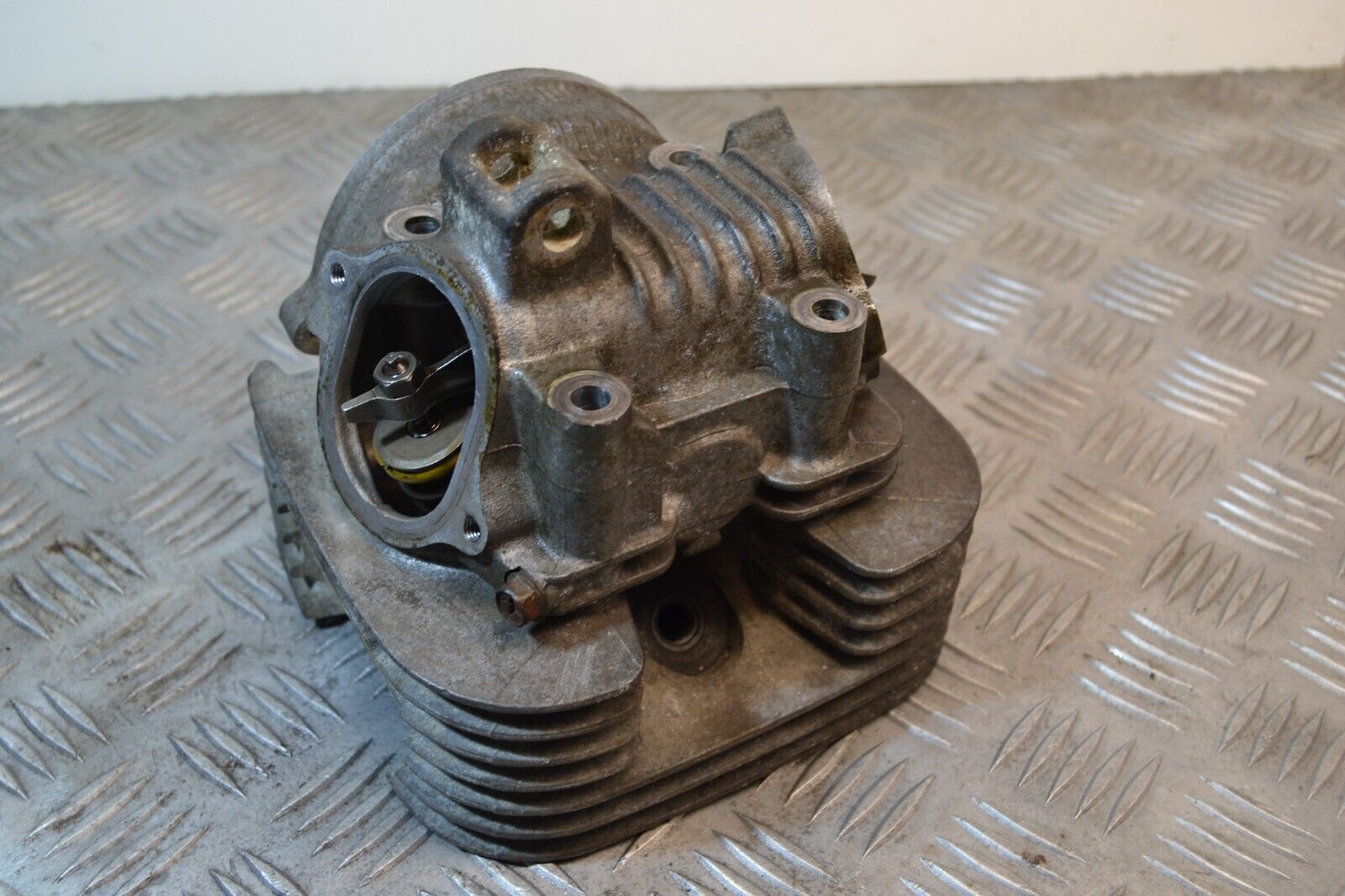 Culasse soupapes culbuteurs Head rockers valves Yamaha 125 SR – Image 3