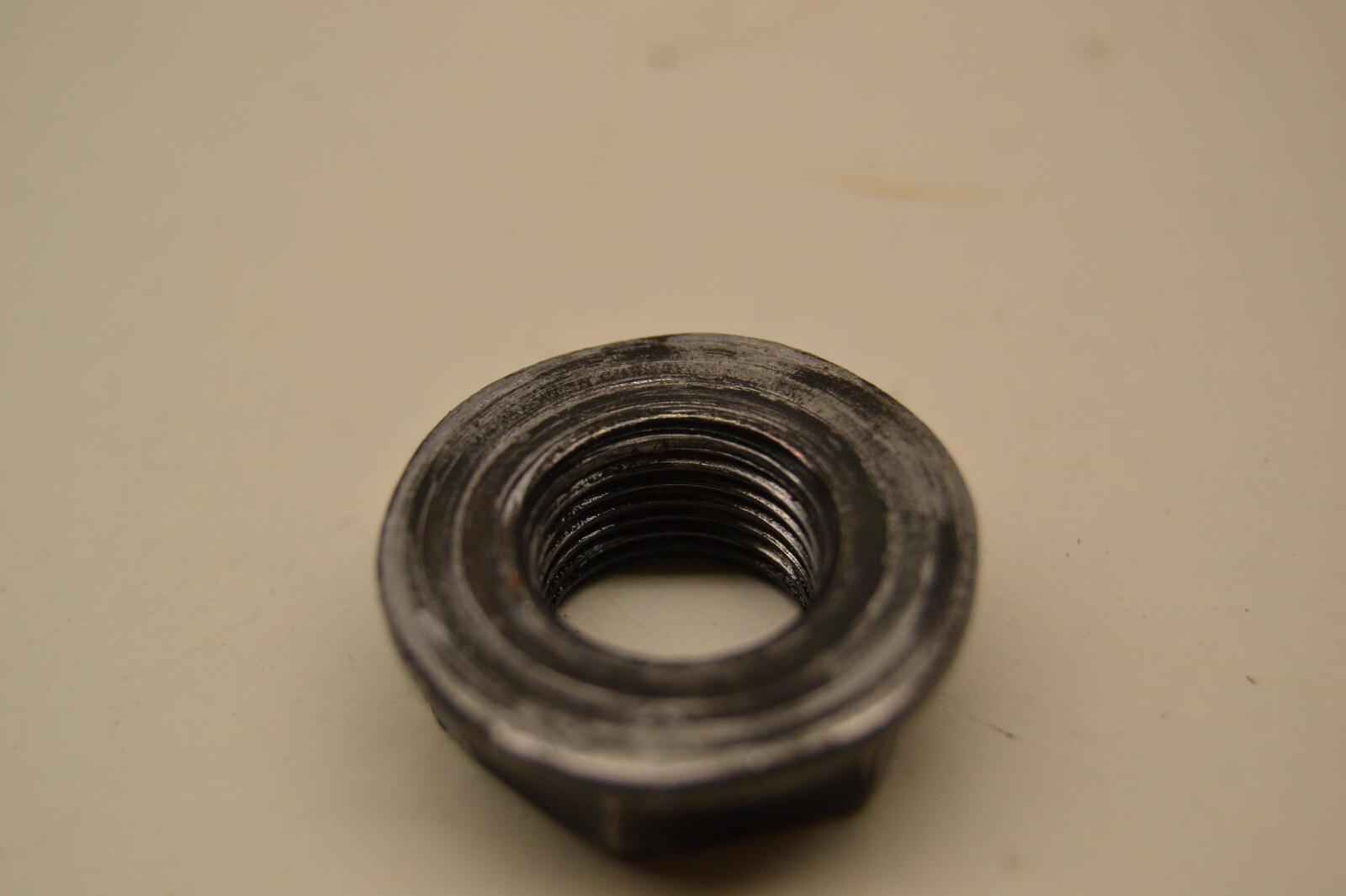 Ecrou embrayage Yamaha 125 DTLC 10V 1982-87 clutch nut – Image 4