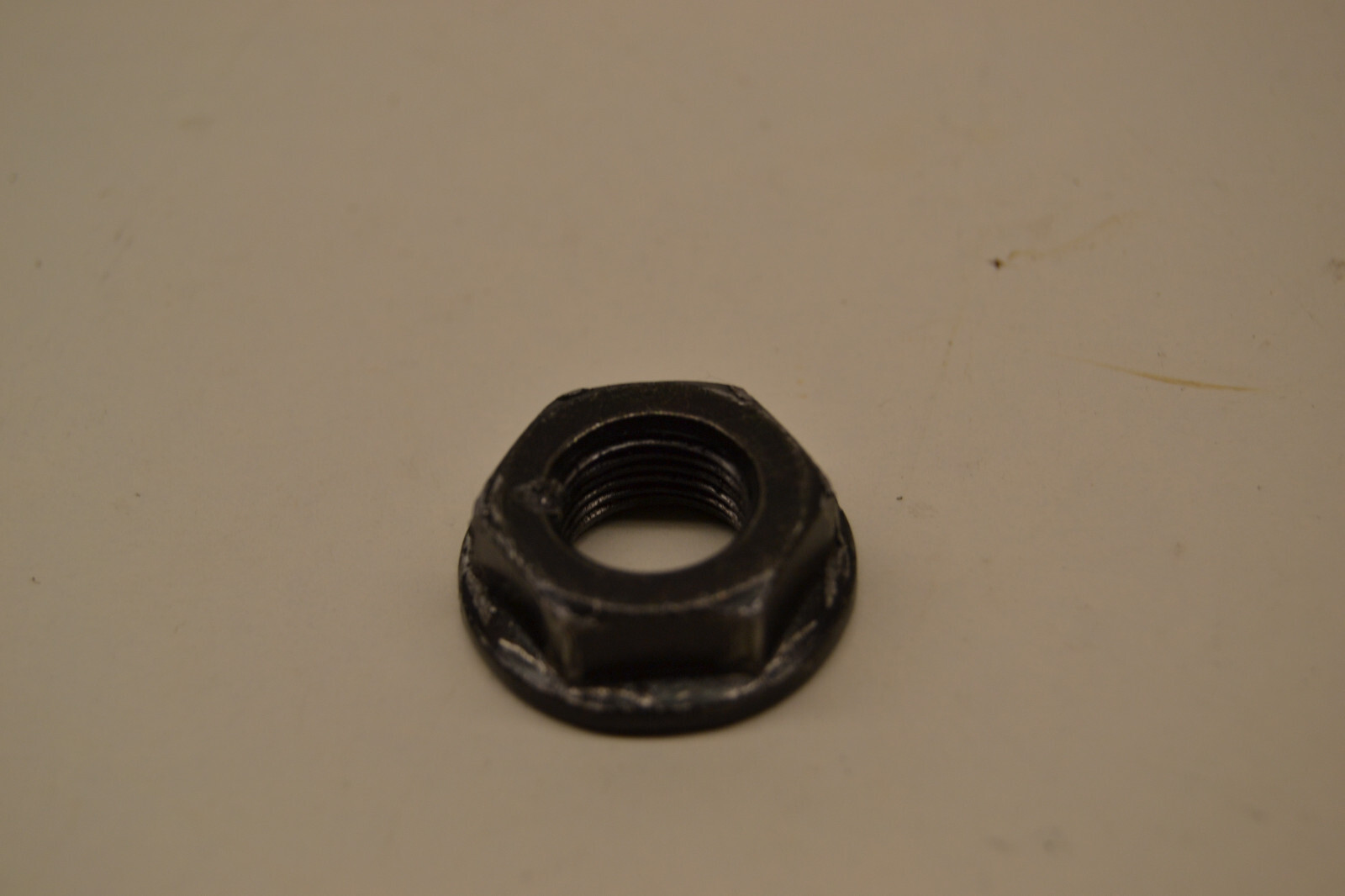 Ecrou embrayage Yamaha 125 DTLC 10V 1982-87 clutch nut