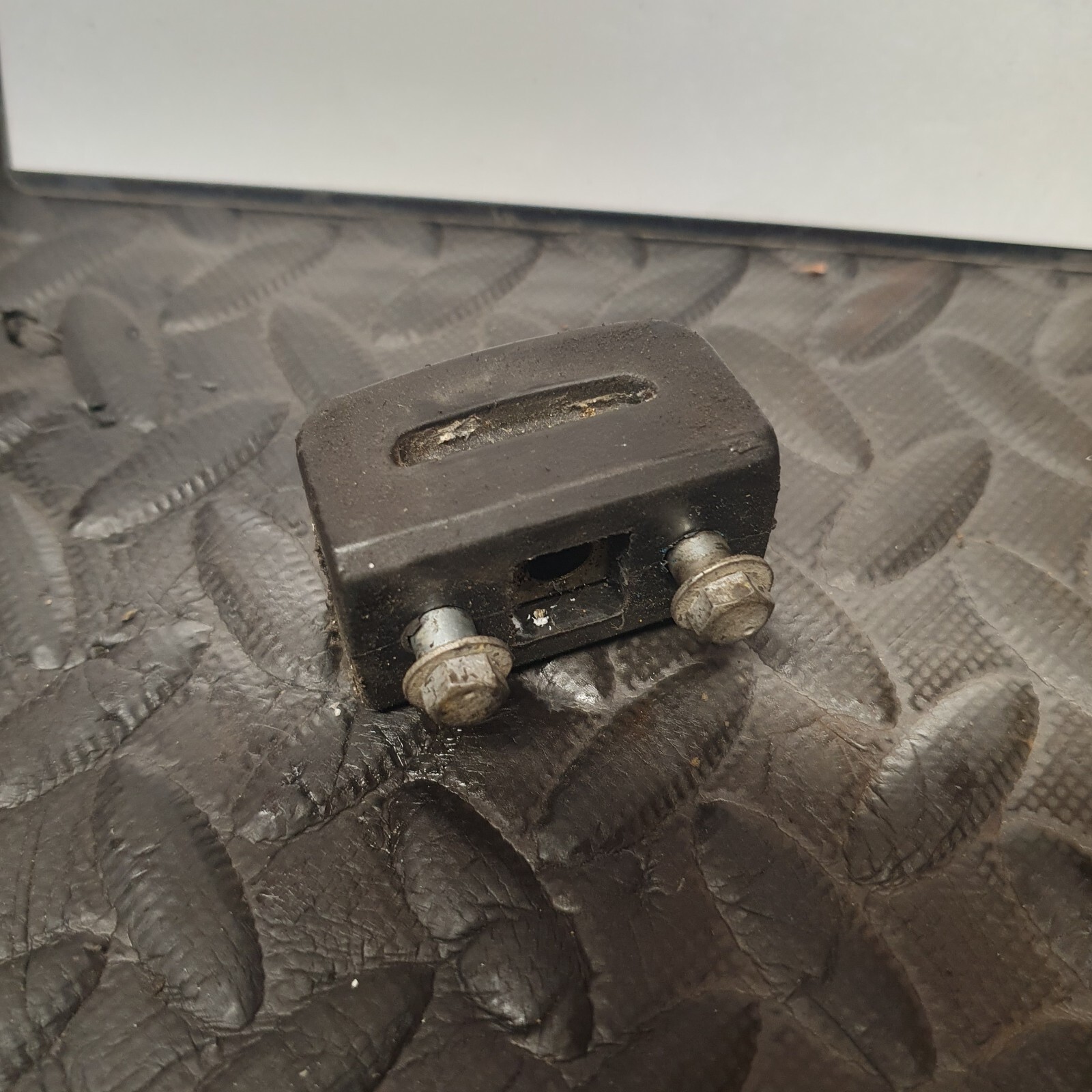 Patin caoutchouc Yamaha 125 DTLC 10V 1982-87 – Image 3