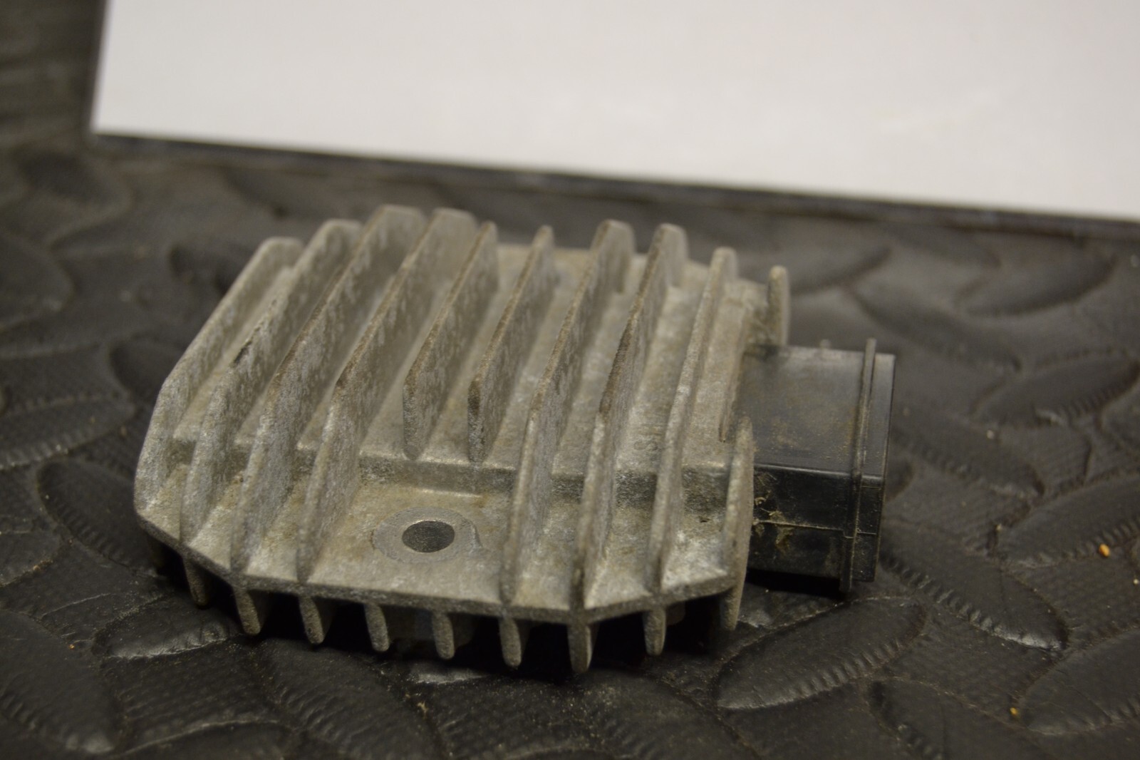 Régulateur de tension redresseur Honda 110 Lead 31600GFM901 – Image 5