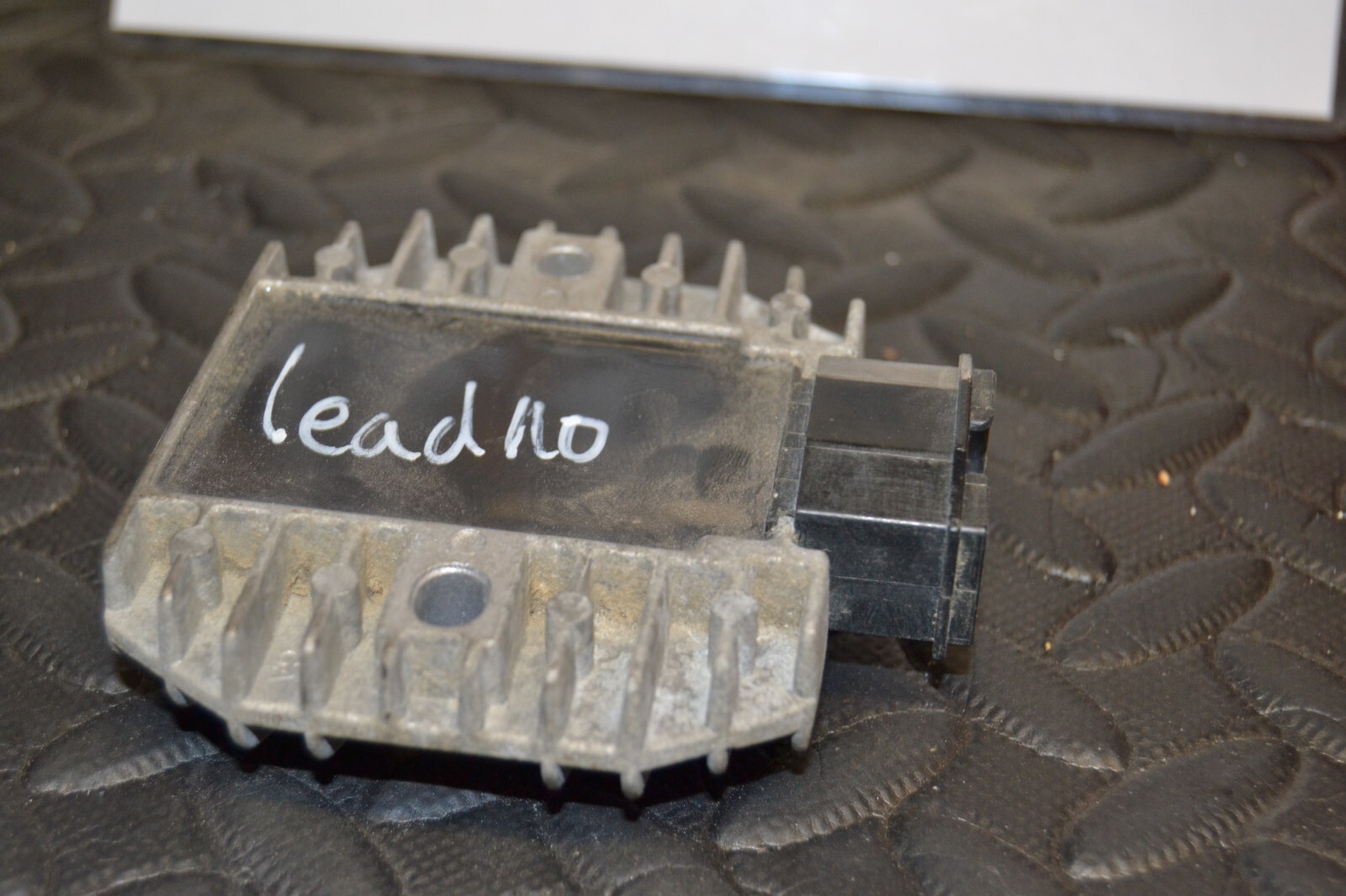 Régulateur de tension redresseur Honda 110 Lead 31600GFM901 – Image 7