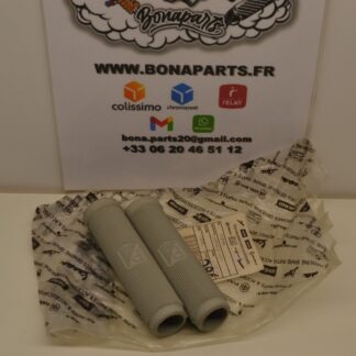 poignées piaggio vespa 125 neuves 012153