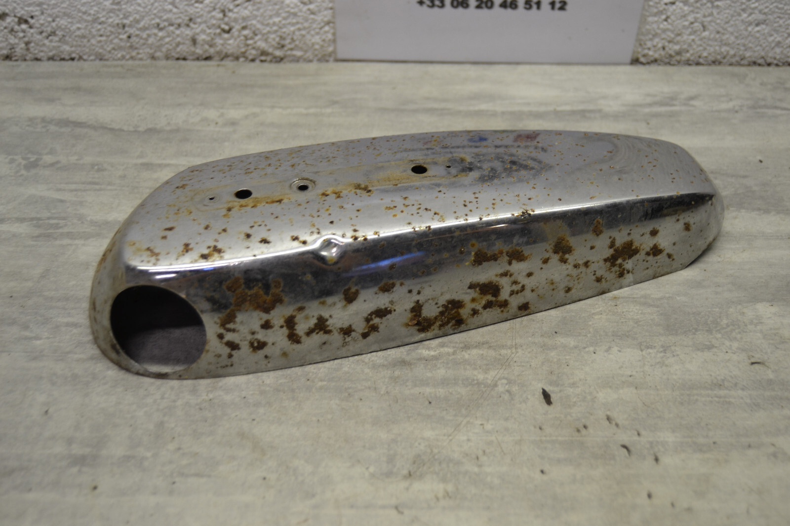 Enjoliveur droit chromé cadre Mobylette Motobécane Motobecane AV88 youngtimer