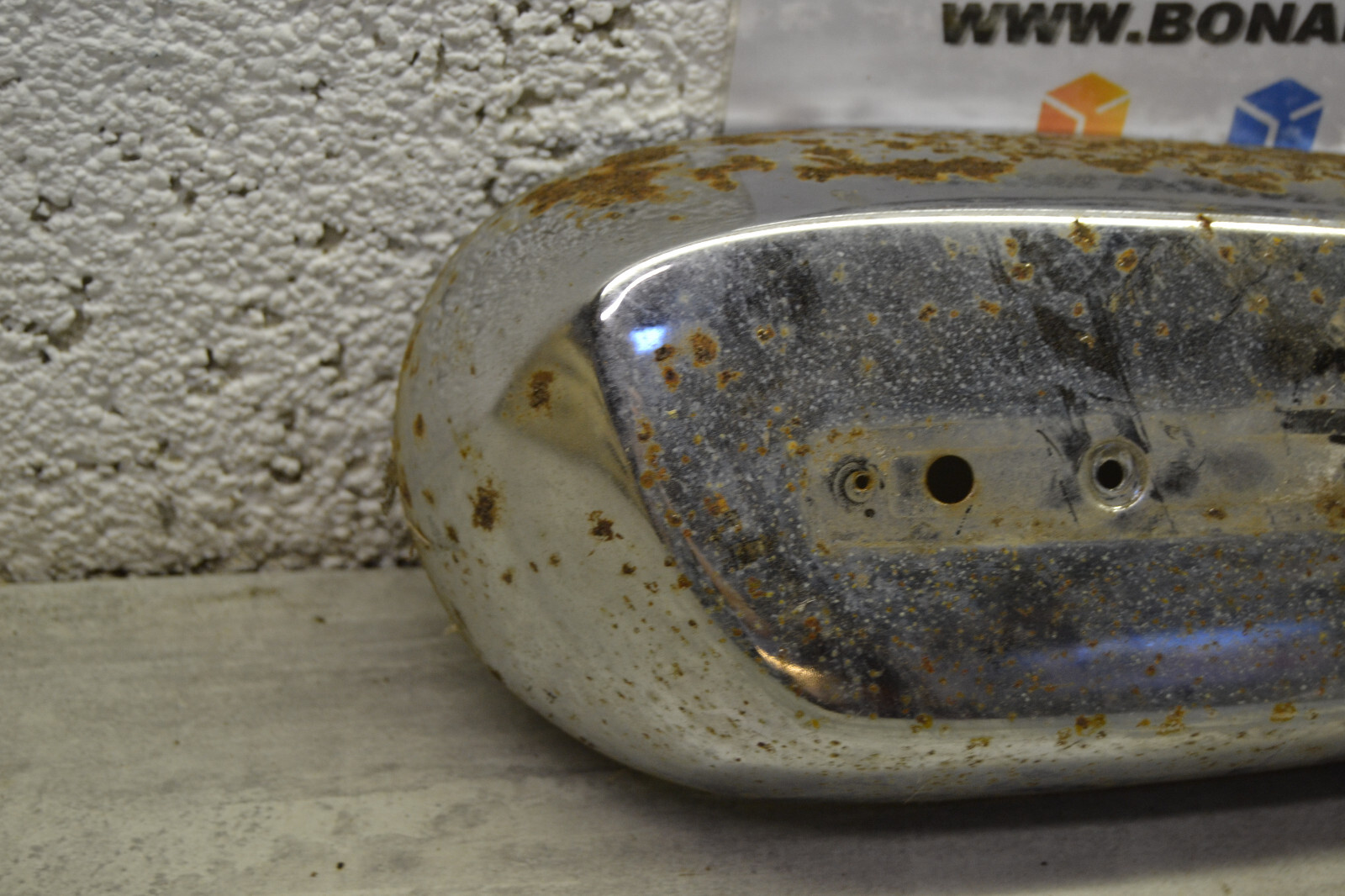 Enjoliveur gauche chromé cadre Mobylette Motobécane Motobecane AV88 youngtimer – Image 3