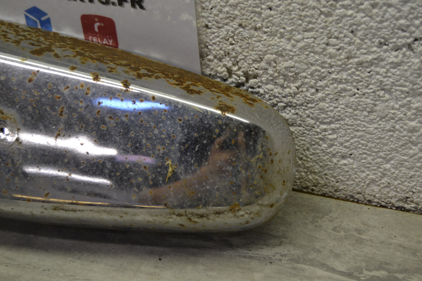 Enjoliveur gauche chromé cadre Mobylette Motobécane Motobecane AV88 youngtimer – Image 5