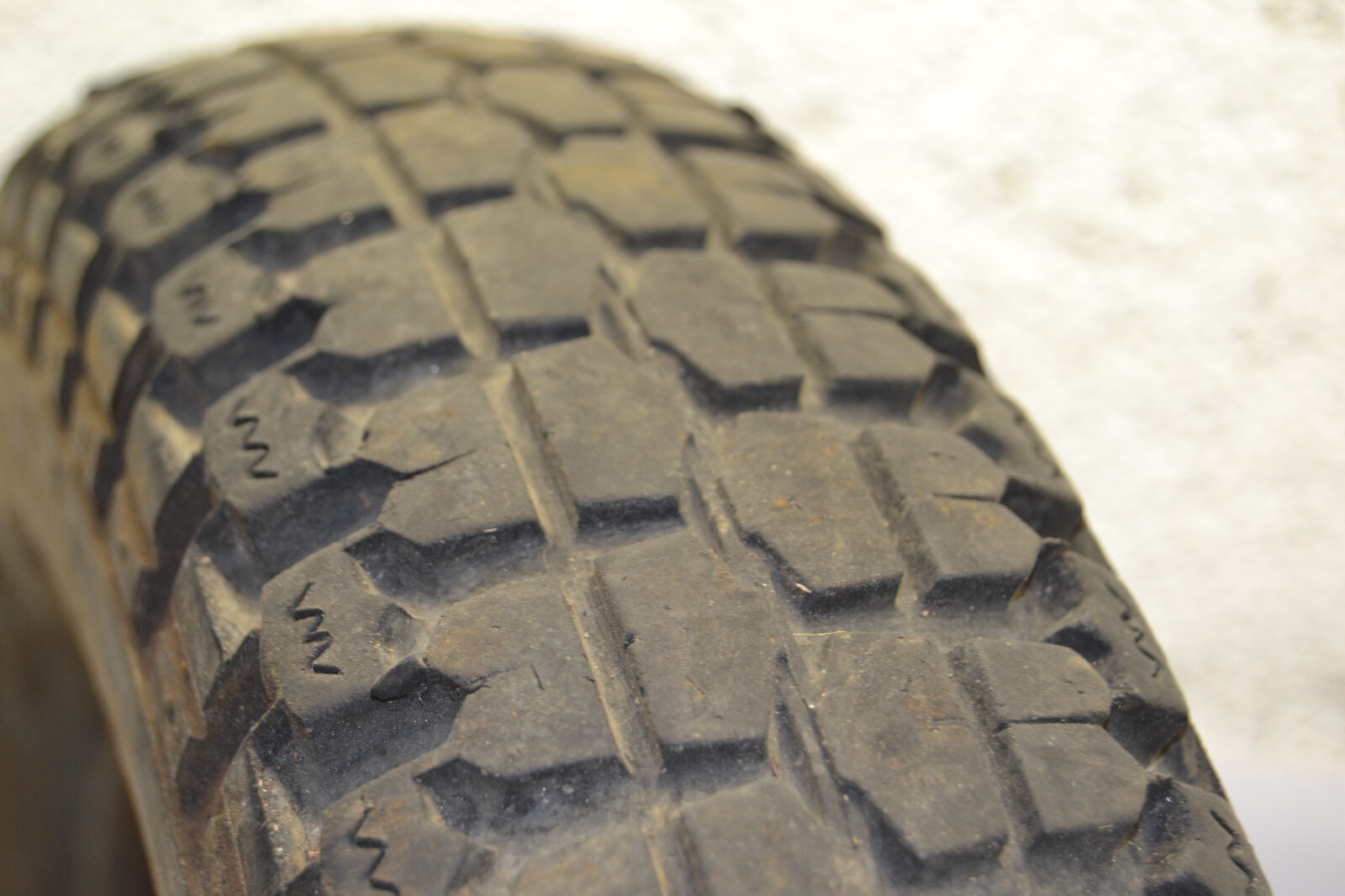 Pneus tyre original Honda Chaly CF50 4.00-10 – Image 8