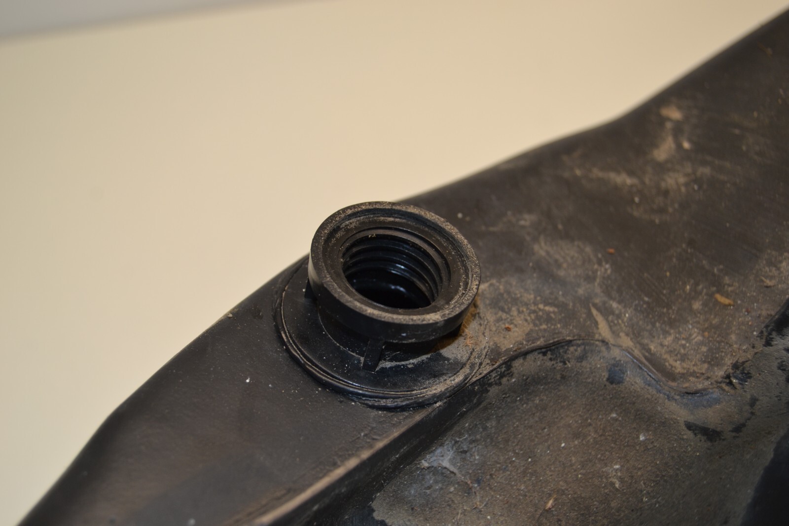 Réservoir essence gas tank Piaggio ZIP 50 2t – Image 7