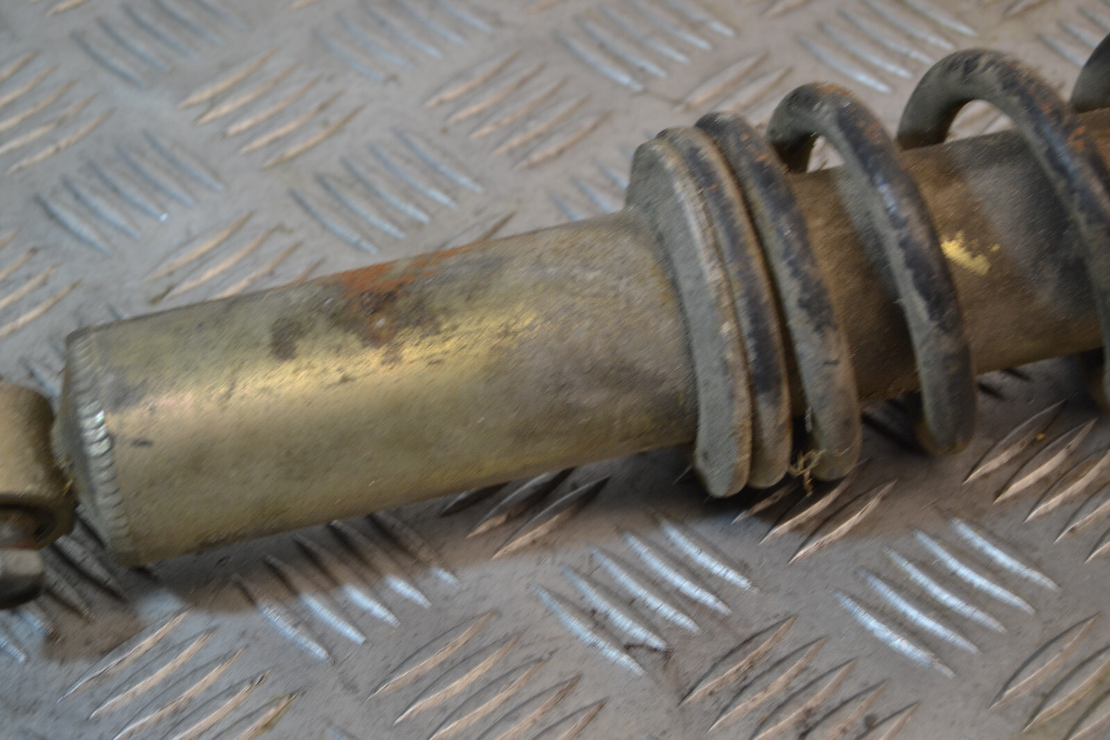 amortisseur Yamaha 125 DTLC 10V rear shock – Image 4