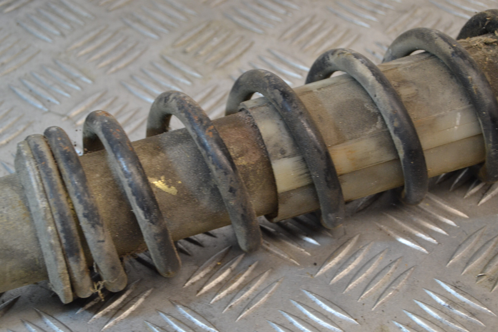 amortisseur Yamaha 125 DTLC 10V rear shock – Image 5