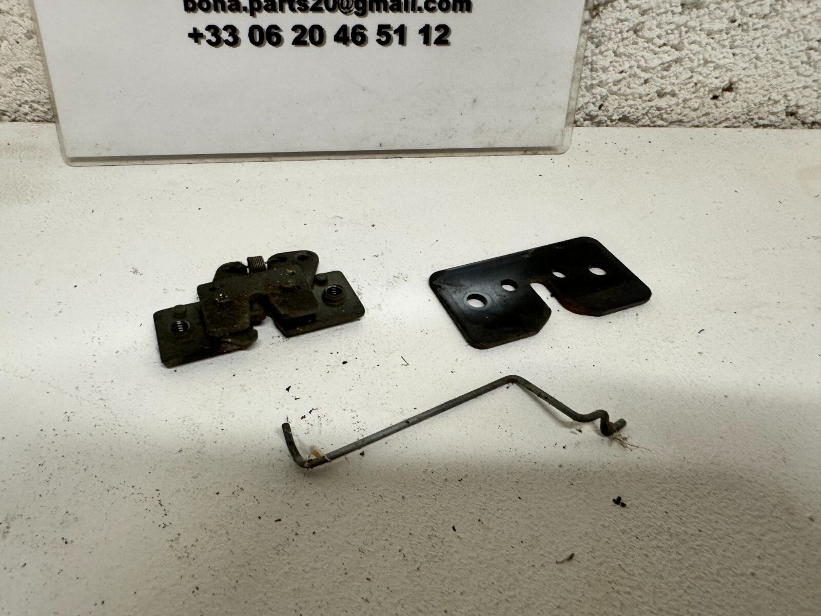 Fermoir de selle Peugeot 125 Satelis K15 2006-09