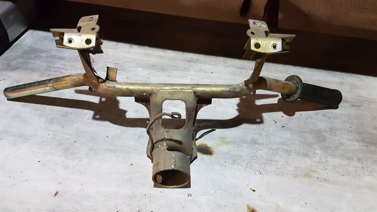 Guidon Peugeot SC80 L 1987 SC 80 – Image 3