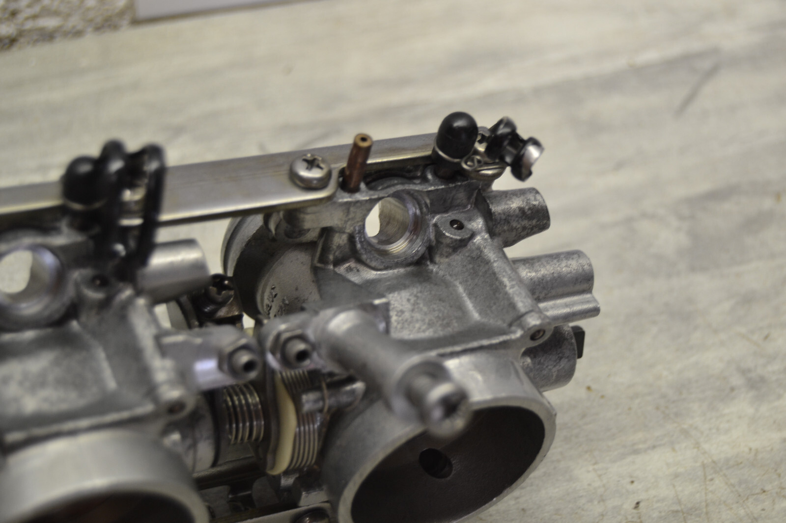 Rampe admission papillon Yamaha FJR1300 FJR 1300 2001-2005 – Image 12