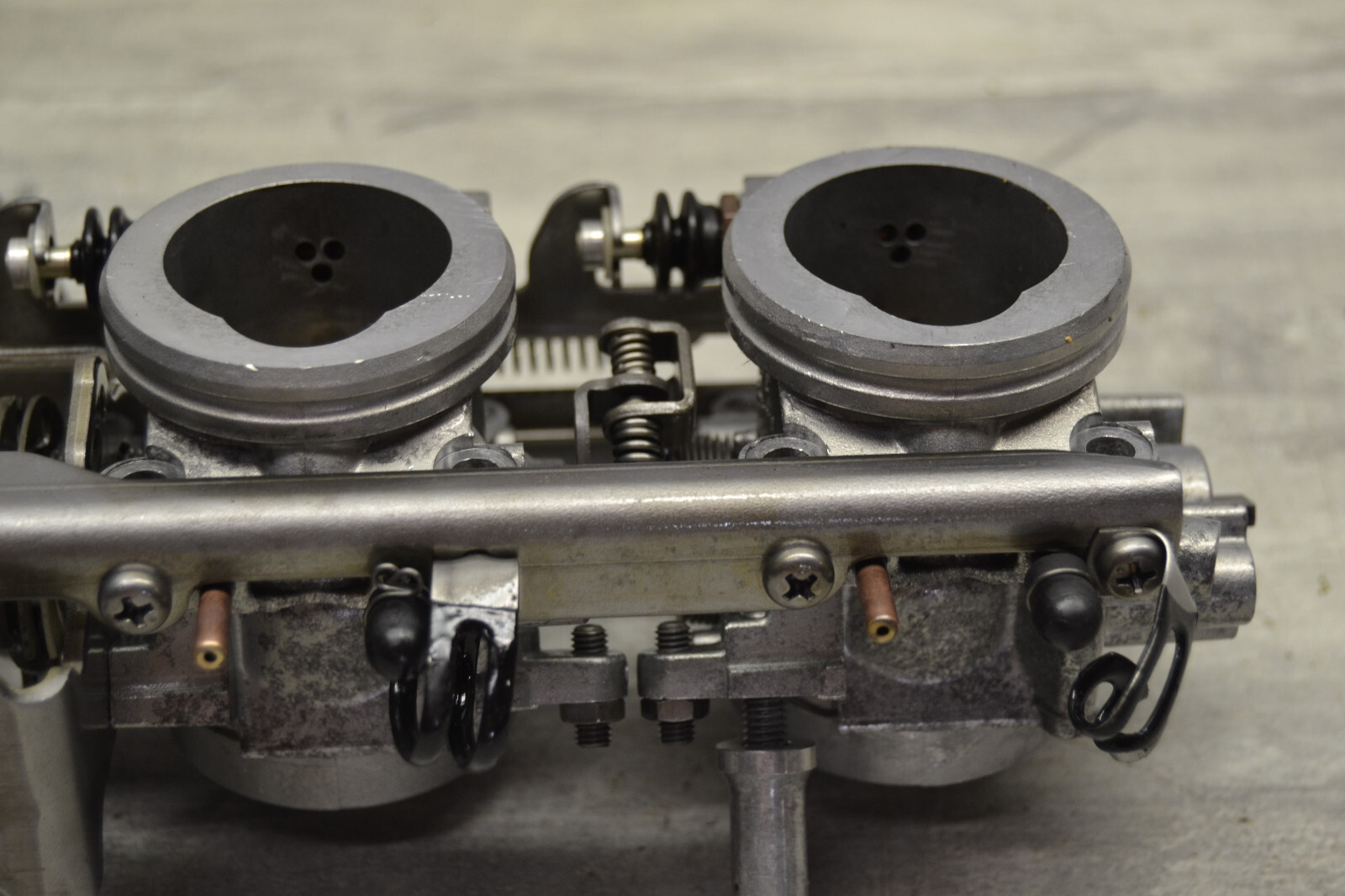 Rampe admission papillon Yamaha FJR1300 FJR 1300 2001-2005 – Image 18