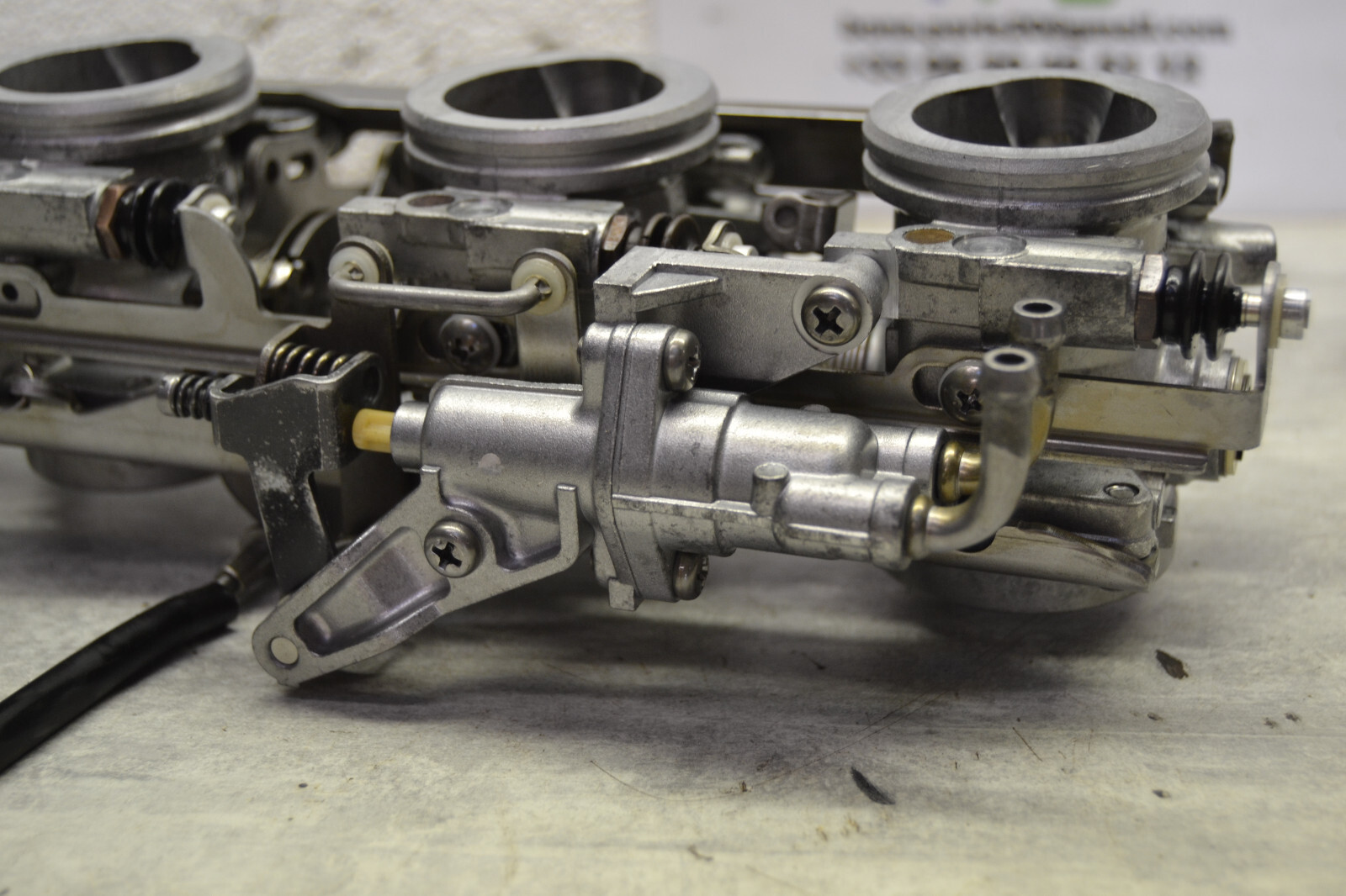 Rampe admission papillon Yamaha FJR1300 FJR 1300 2001-2005 – Image 19