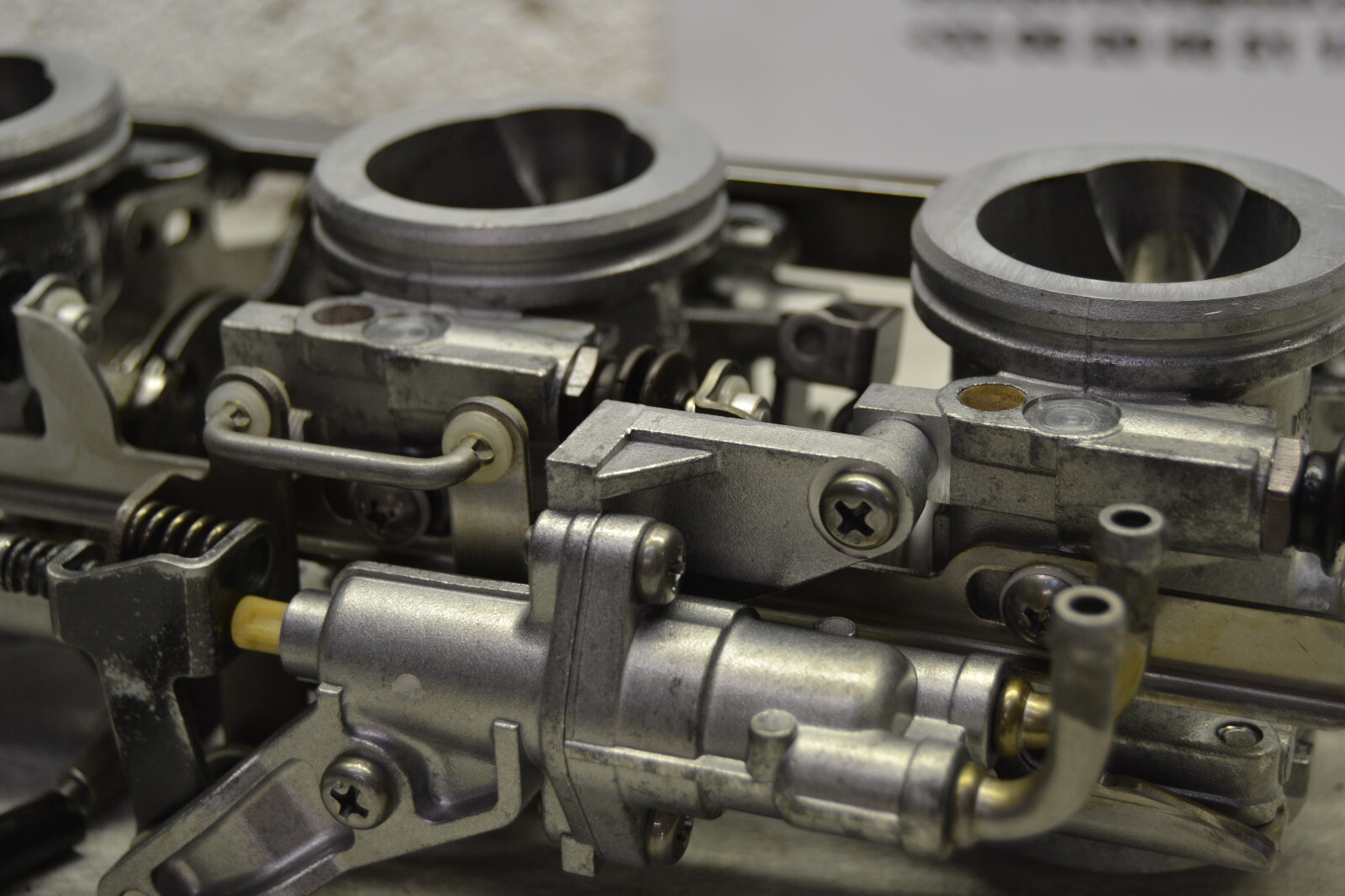 Rampe admission papillon Yamaha FJR1300 FJR 1300 2001-2005 – Image 21