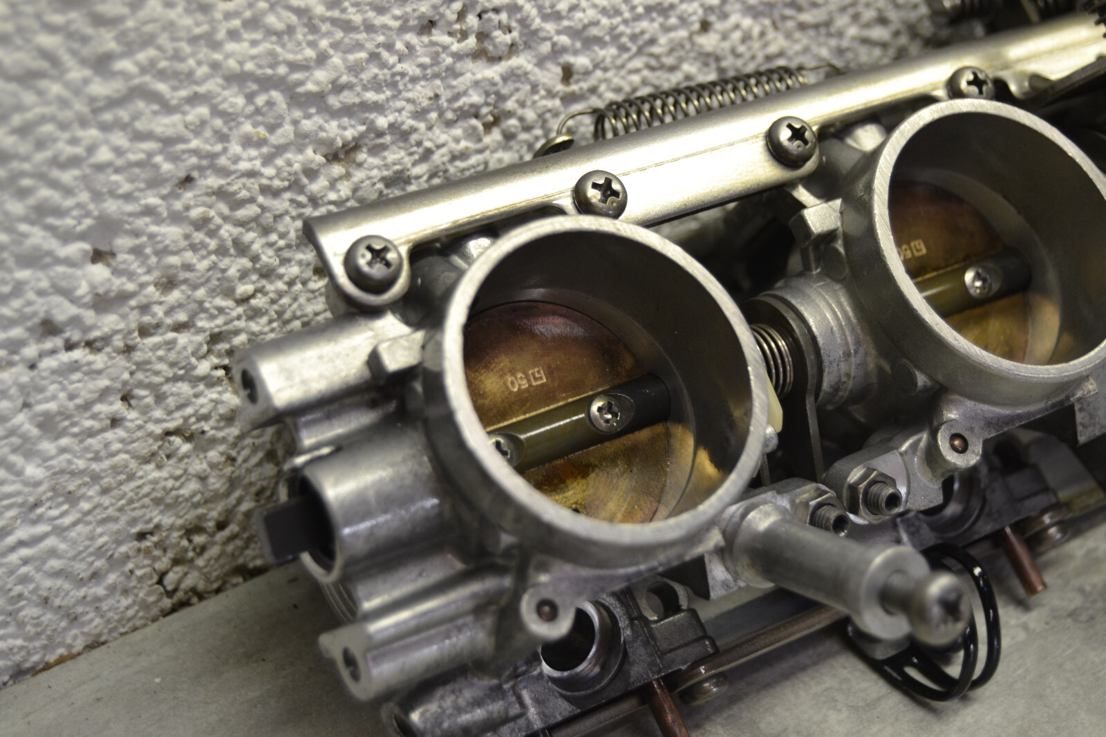 Rampe admission papillon Yamaha FJR1300 FJR 1300 2001-2005 – Image 4