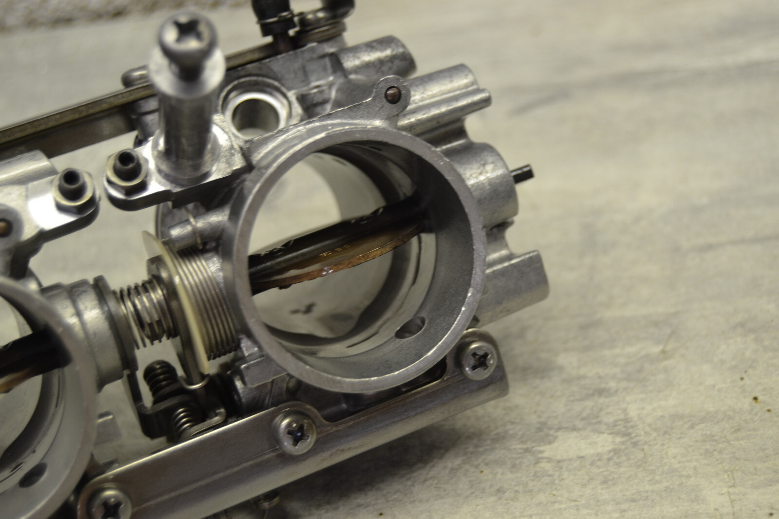 Rampe admission papillon Yamaha FJR1300 FJR 1300 2001-2005 – Image 8