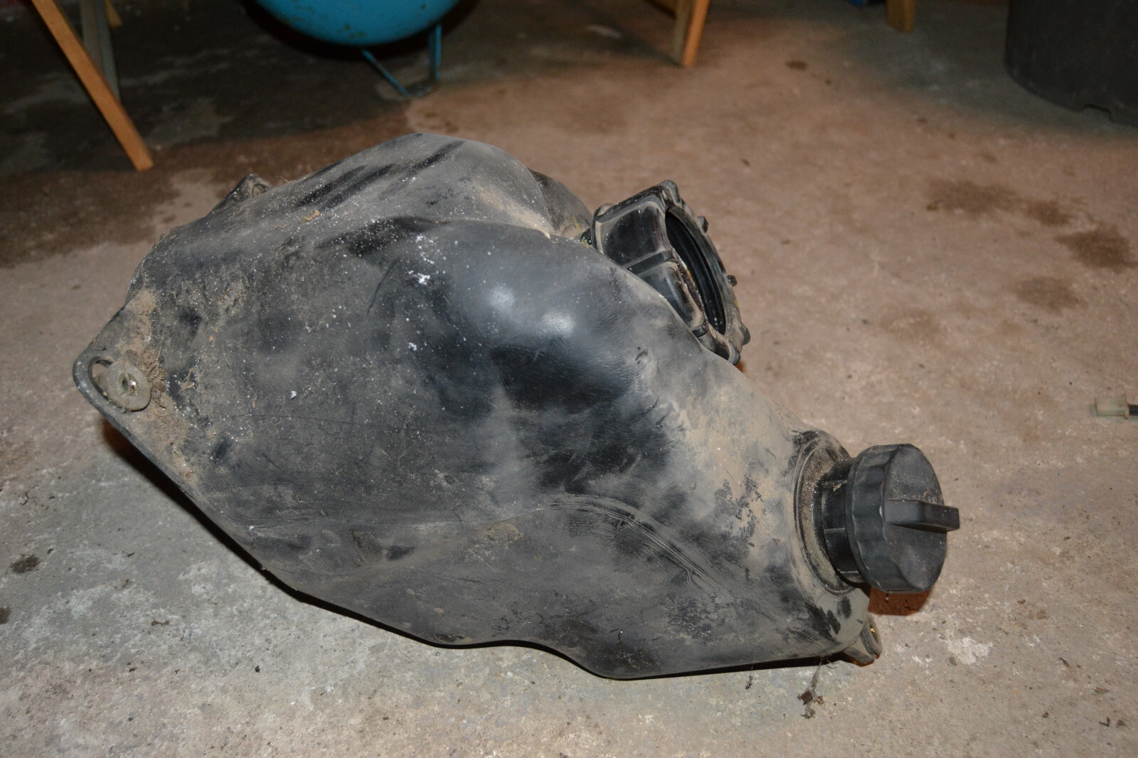 Réservoir d'essence Honda Pantheon 125 FES fes125 2003-07 – Image 3