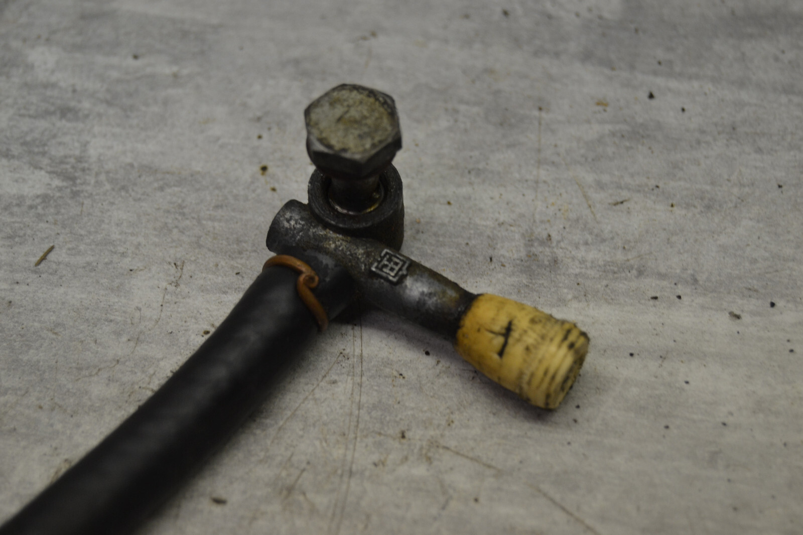 Robinet d'essence conduit Mobylette Motobécane Motobecane AV88 Bleu youngtimer