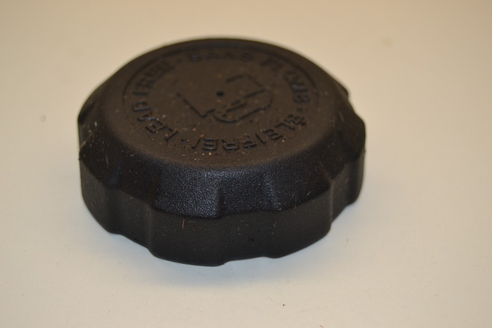 bouchon réservoir essence gas tank cap Peugeot Ludix 50 2T – Image 5