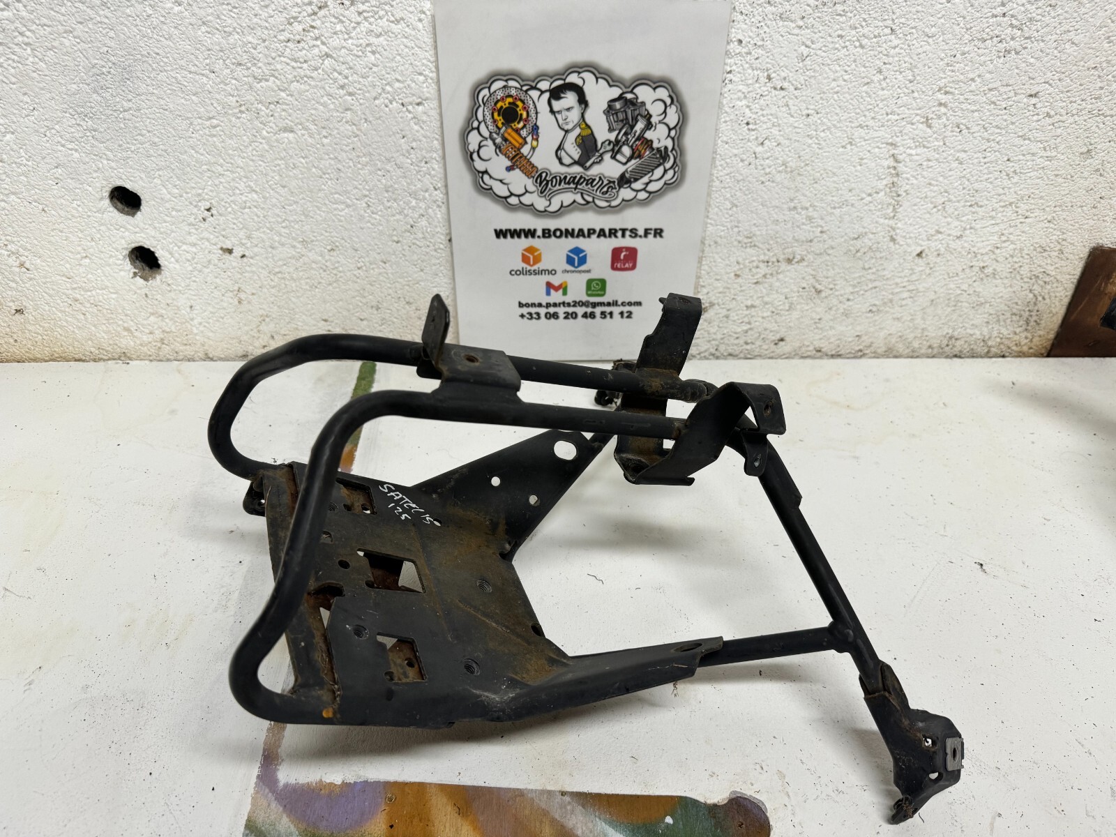 Araignée support carénages avant Peugeot 125 Satelis K15 2006-09