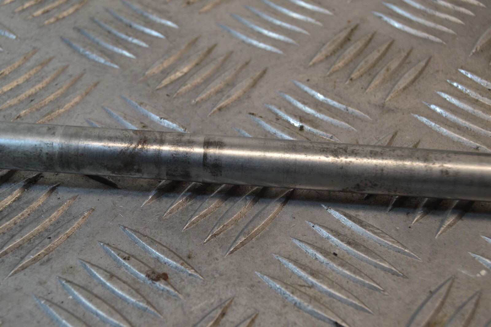 Axe de roue arrière rear wheel shaft Yamaha 125 SR – Image 4