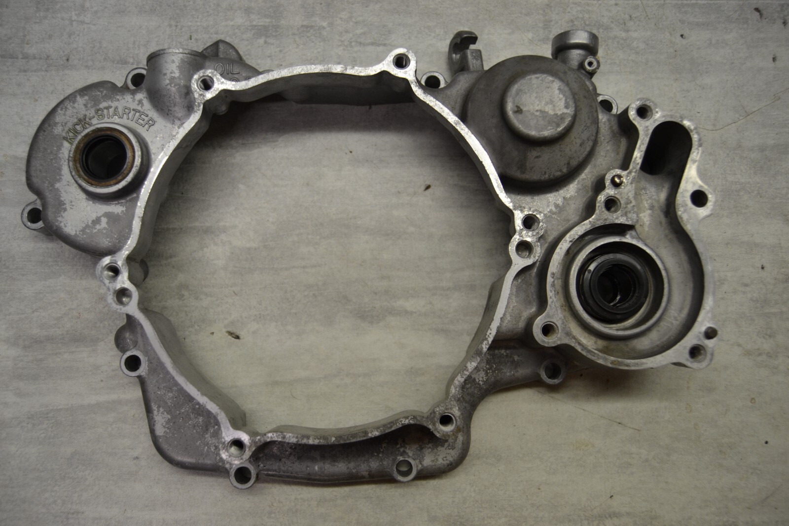 Carter d'embrayage Kawasaki 125 KDX B3 1992 14032-1285