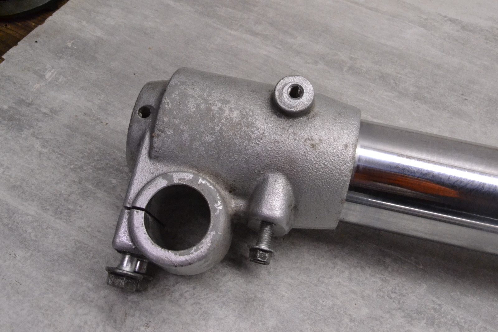 Fourche Aprilia MX 125 2006 forks tubes AP8163400 AP8163401 – Image 16