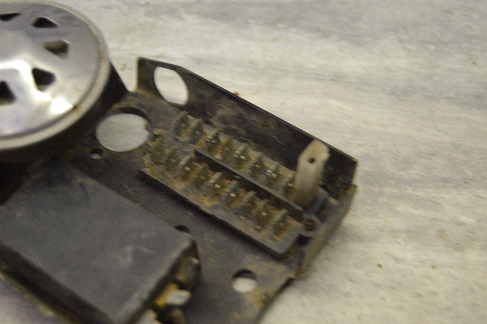 Platine plaque branchement cablage faisceau Mobylette Motobécane Motobecane AV88 – Image 4