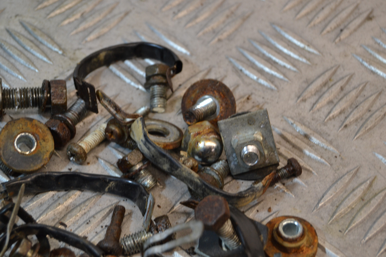 Visserie partie cycle vrac Suzuki 125 GT X4 1980-84 – Image 5