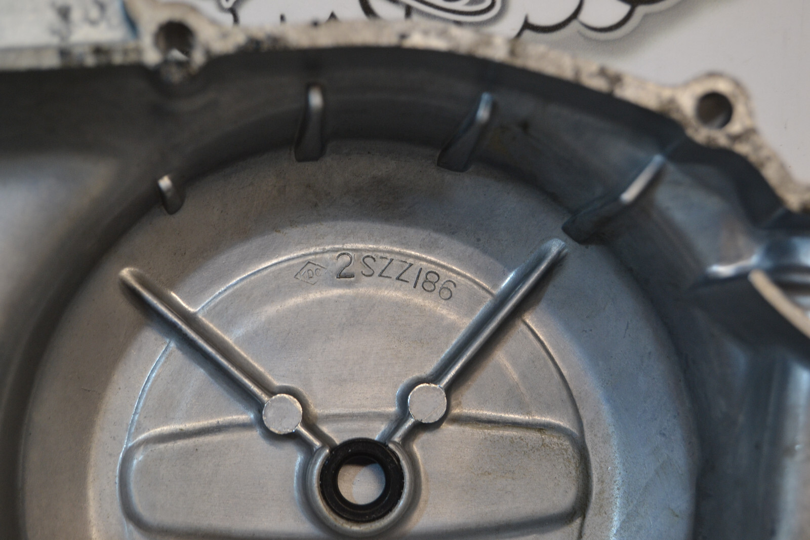 Carter d'embrayage Suzuki 125 GT X4 1980-84 clutch case – Image 12