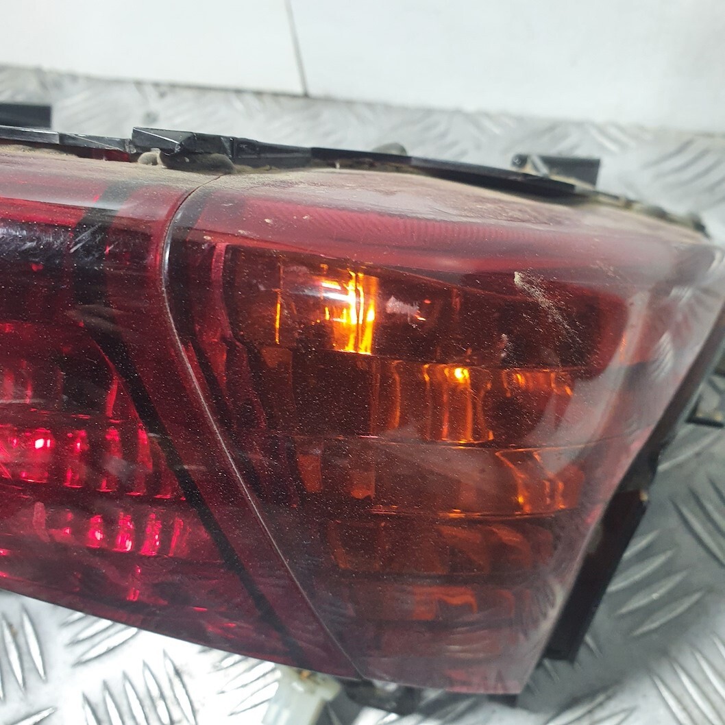 Feu arrière Honda Lead 110 2008-12 33710GFM890 – Image 3