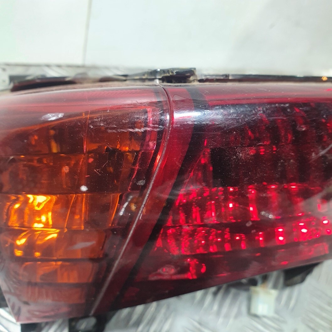 Feu arrière Honda Lead 110 2008-12 33710GFM890 – Image 5