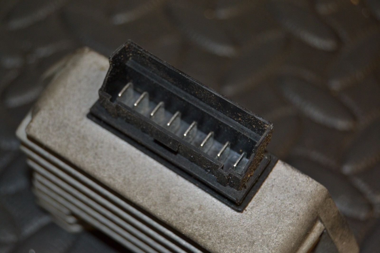 Régulateur de tension redresseur Piaggio ZIP 50 2T – Image 8