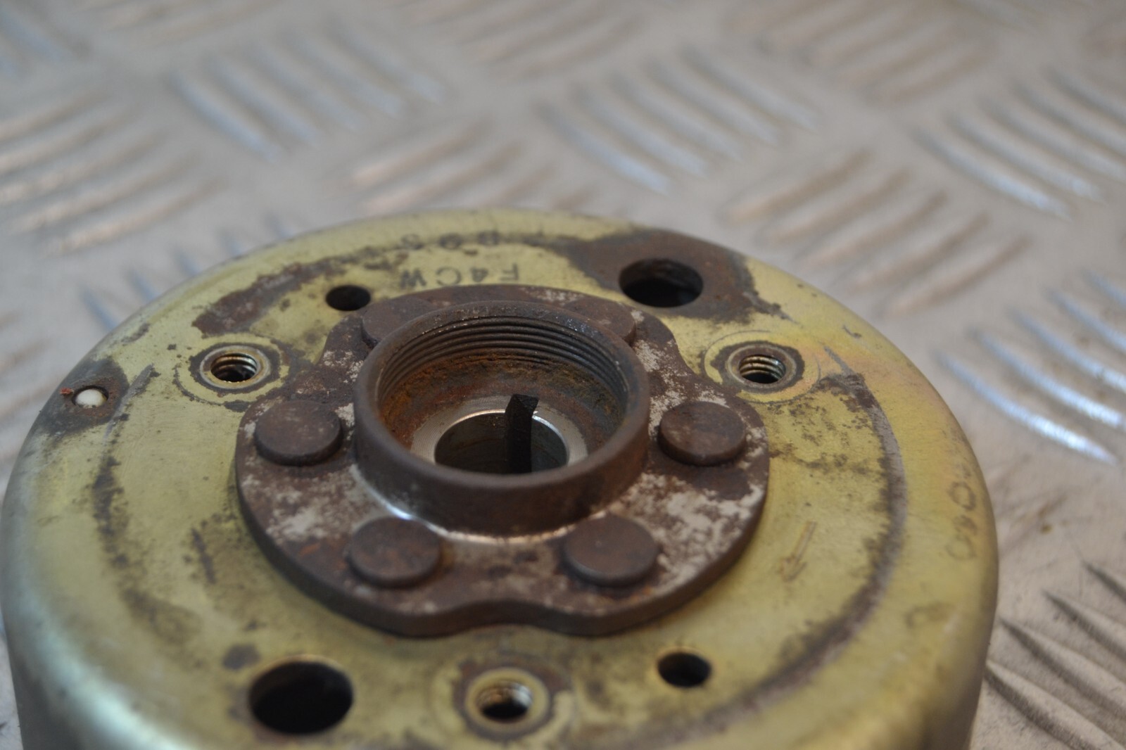 Rotor allumage Yamaha Cygnus 125 XC xc125 ignition 1996-03 – Image 3