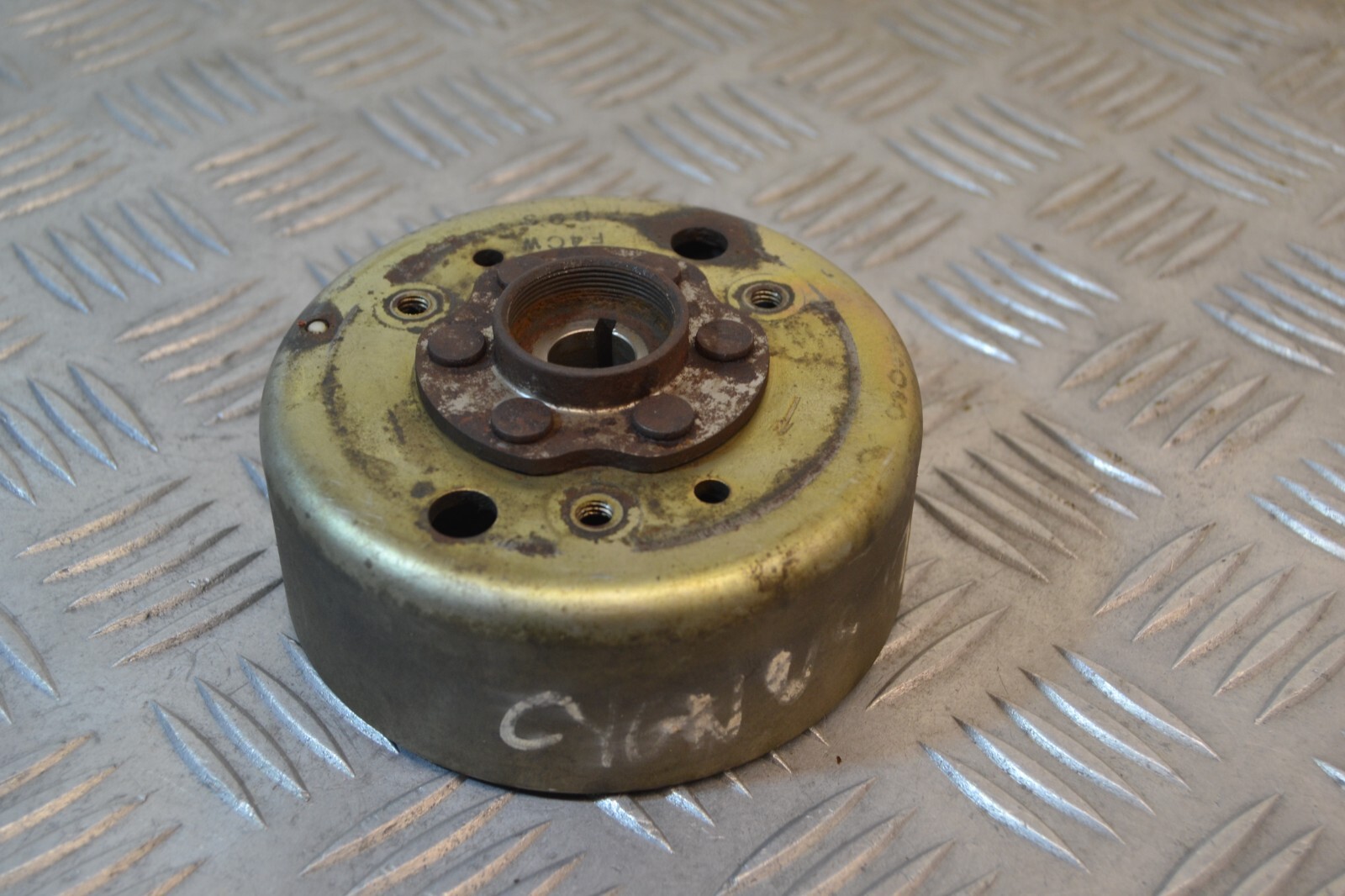 Rotor allumage Yamaha Cygnus 125 XC xc125 ignition 1996-03