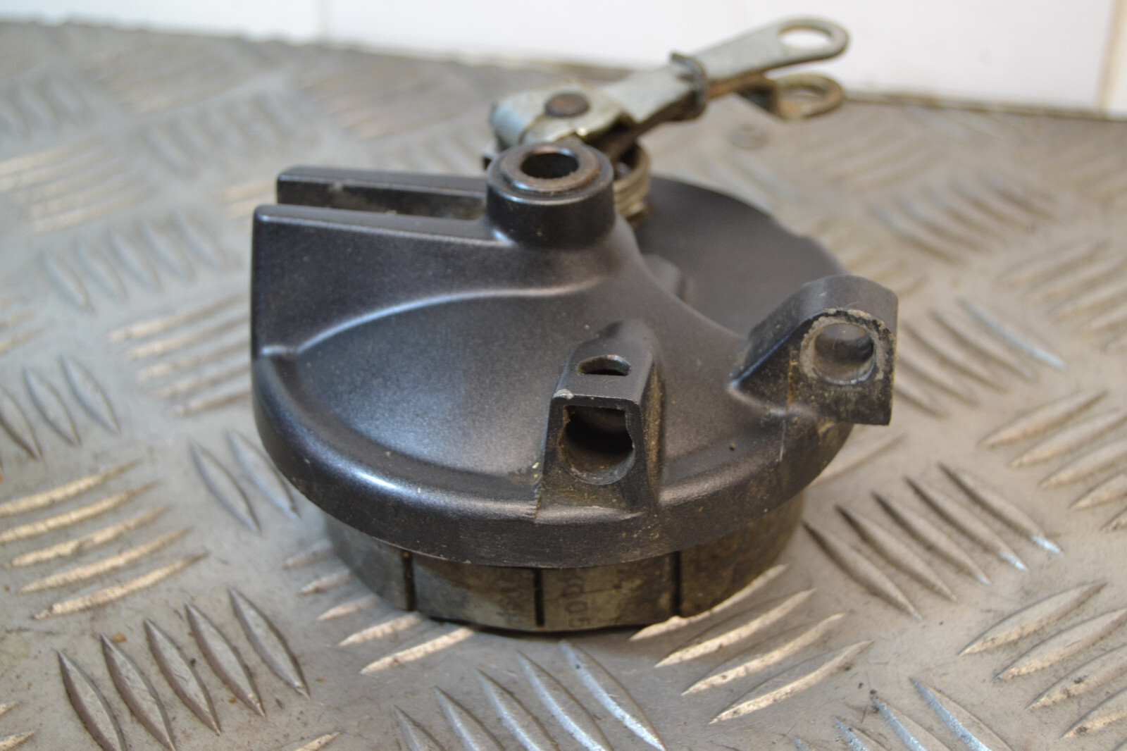 Flasque tambour frein avant Honda Zoomer NPS50 2001-17 45010GEZ000ZA – Image 4