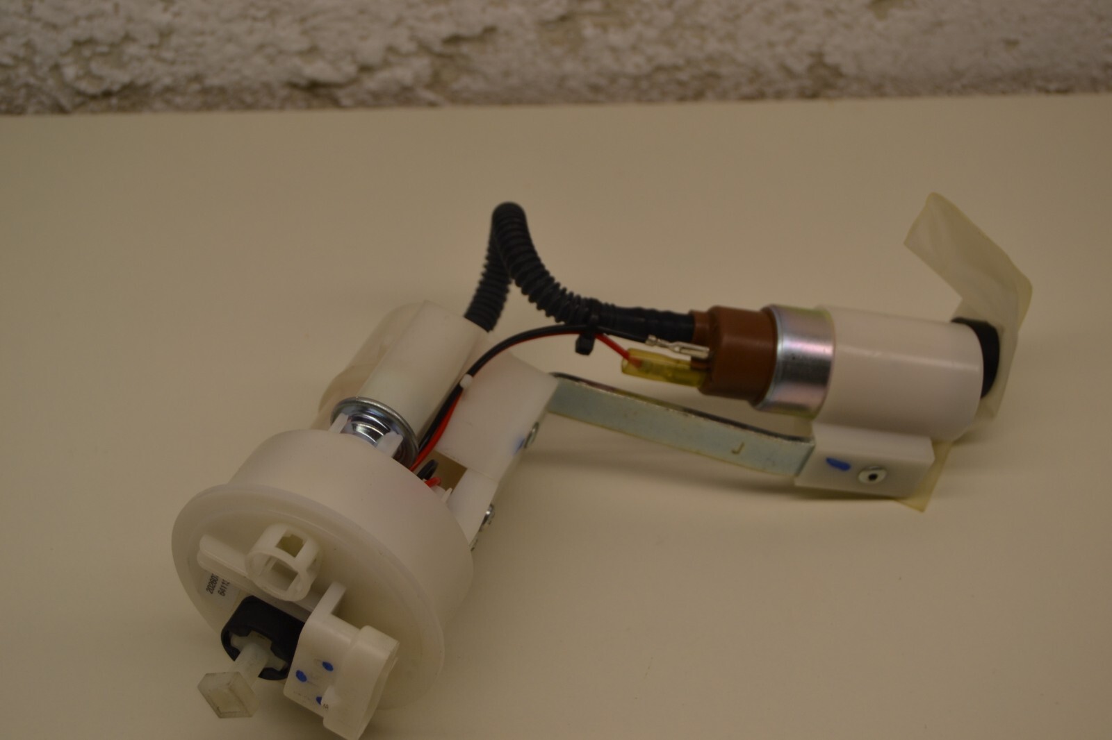 Pompe à essence Vespa 125 150 LX LT LXV 641136 – Image 4