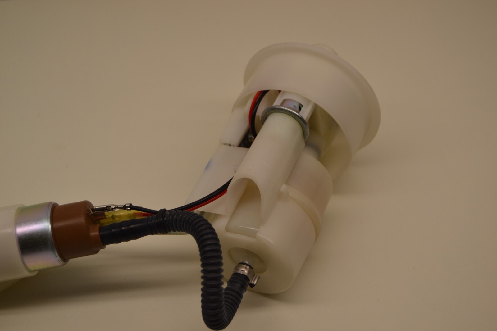 Pompe à essence Vespa 125 150 LX LT LXV 641136 – Image 8