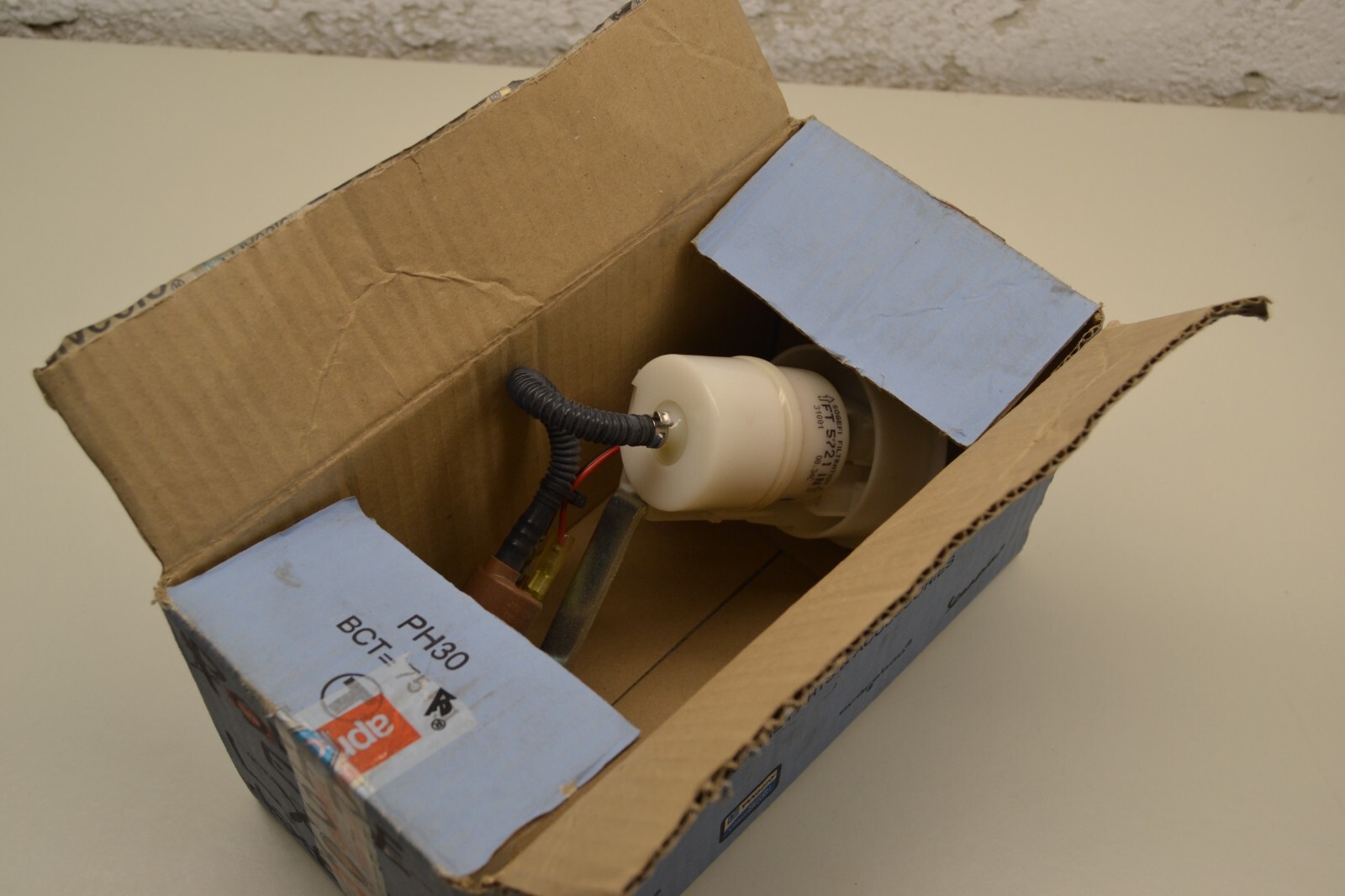 Pompe à essence Vespa 125 150 LX LT LXV 641136 – Image 9