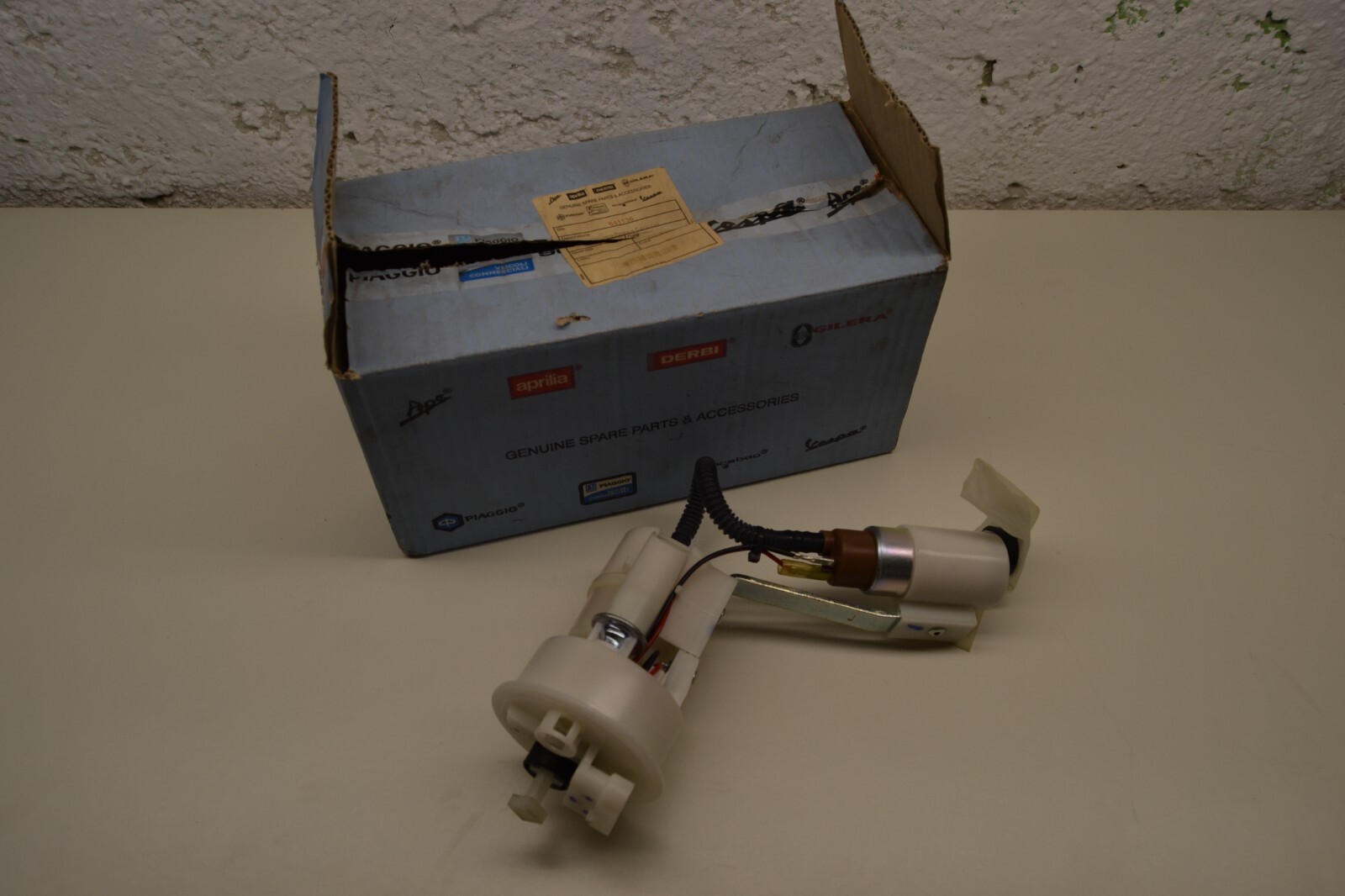 Pompe à essence Vespa 125 150 LX LT LXV 641136