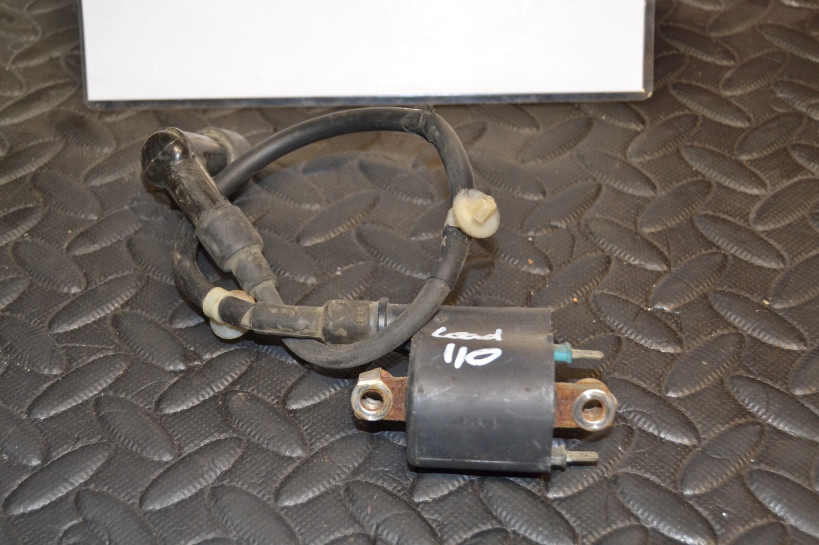 Bobine allumage haute tension coil Honda 110 Lead 30510GFM901 – Image 3