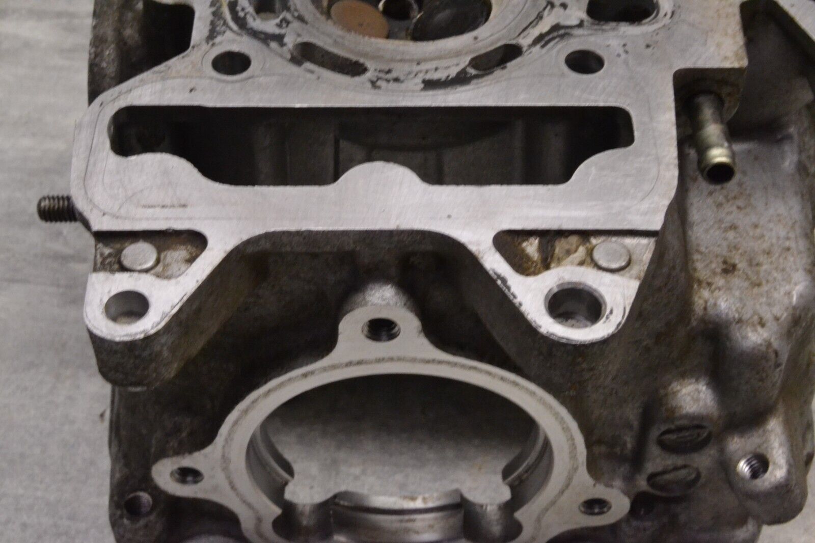 Culasse soupapes Honda Zoomer 50 NPS Head valve 12200GEV760 – Image 5