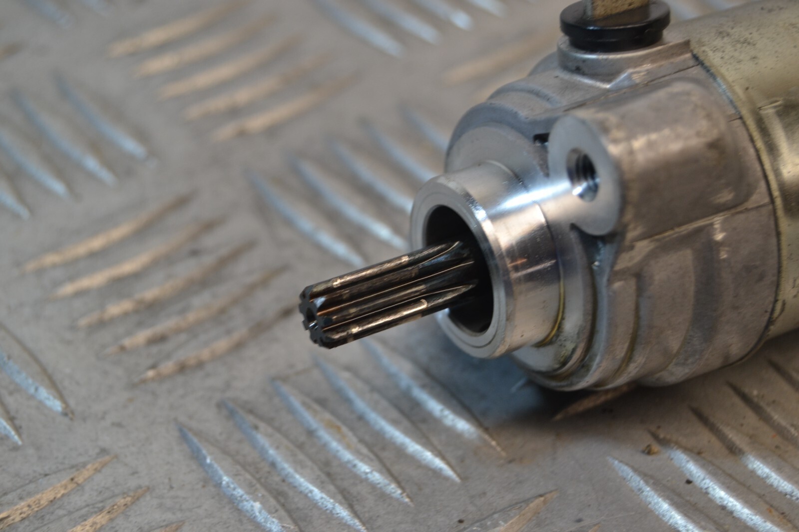 Démarreur Yamaha 125 YZF R 2008-13 electric starter – Image 4