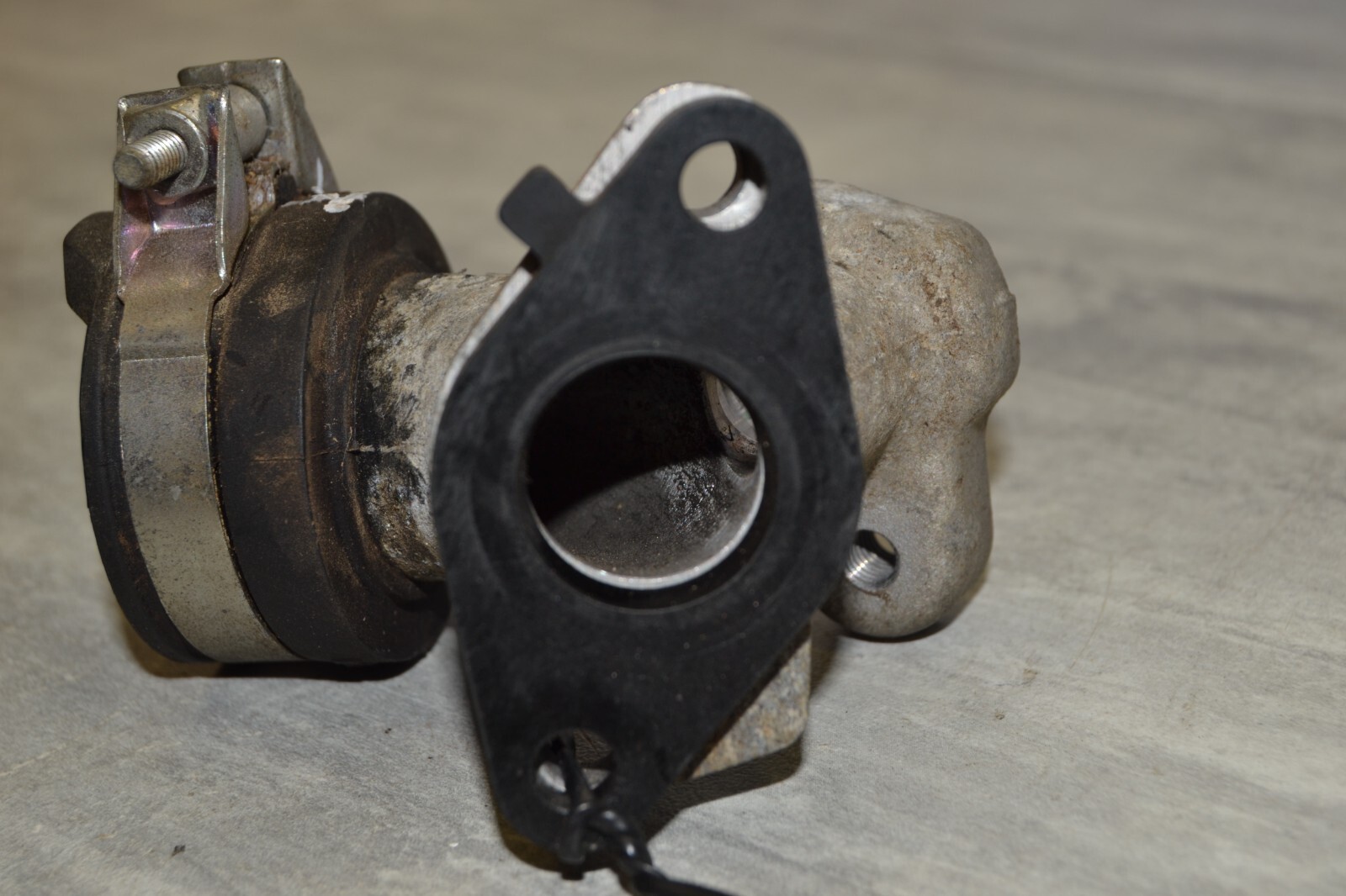 Pipe d'admission MBK ovetto 4t Neos 4 temps intake manifold – Image 5