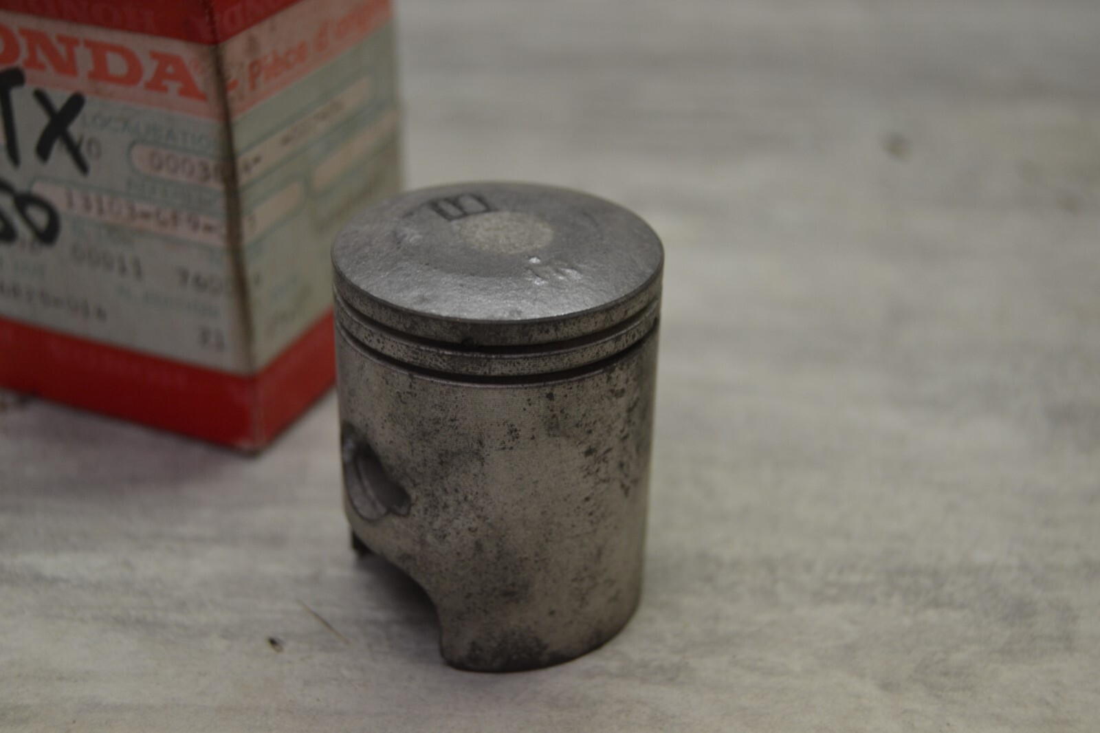 Piston neuf HONDA MTX 50 13103-gf9-013 cote b – Image 6