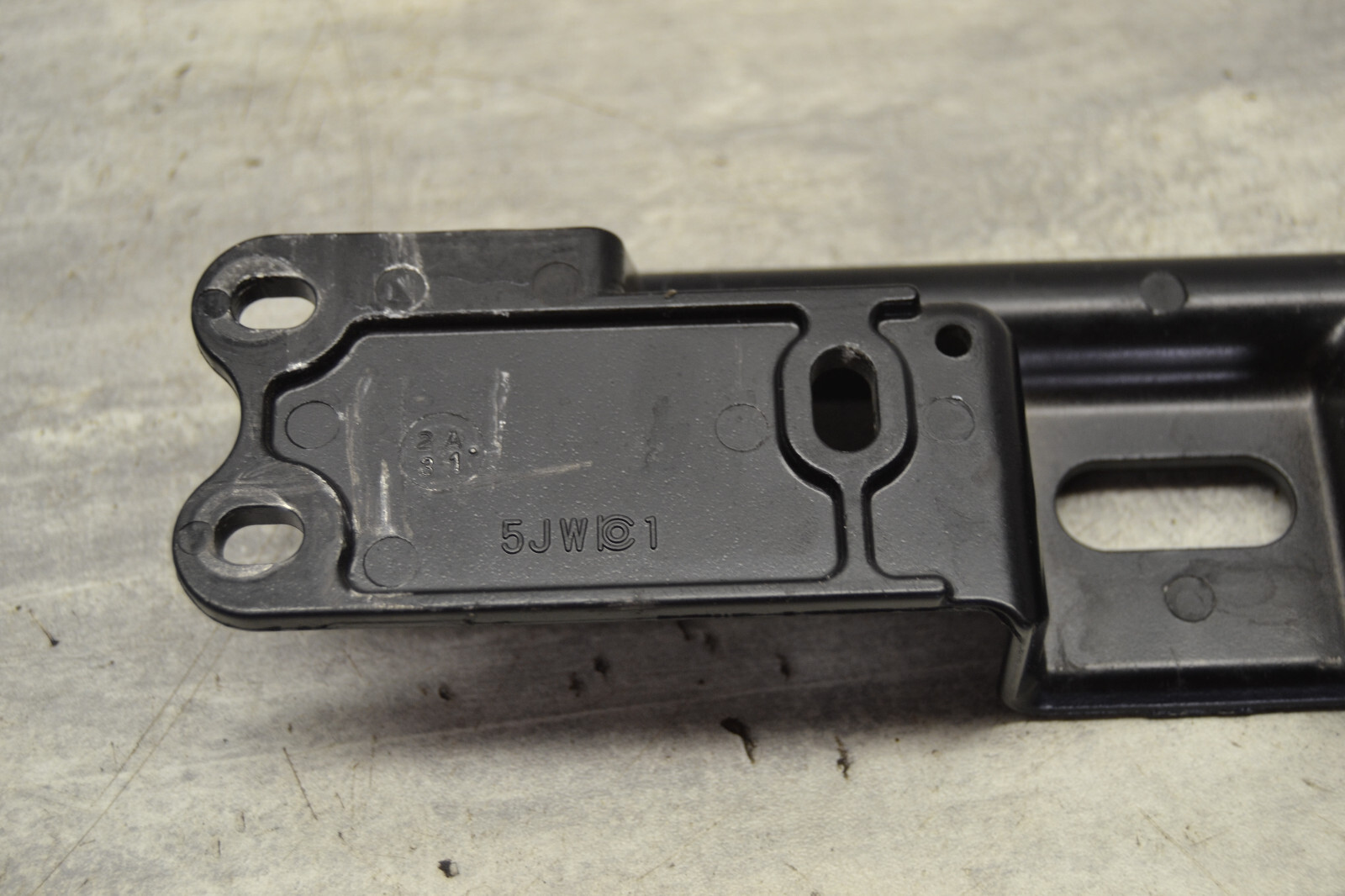 Support selle réservoir Yamaha FJR1300 FJR 1300 2001-2005 – Image 5