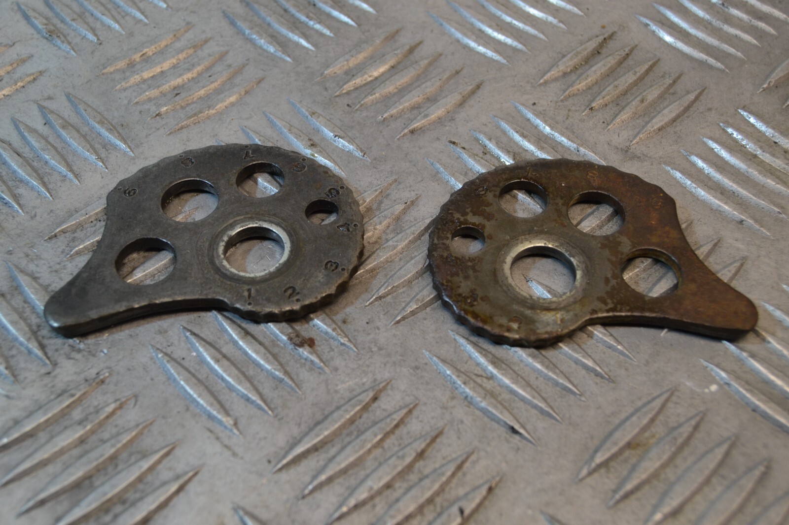 Tendeur de chaine roue wheel chain tensioner Yamaha 125 SR – Image 3